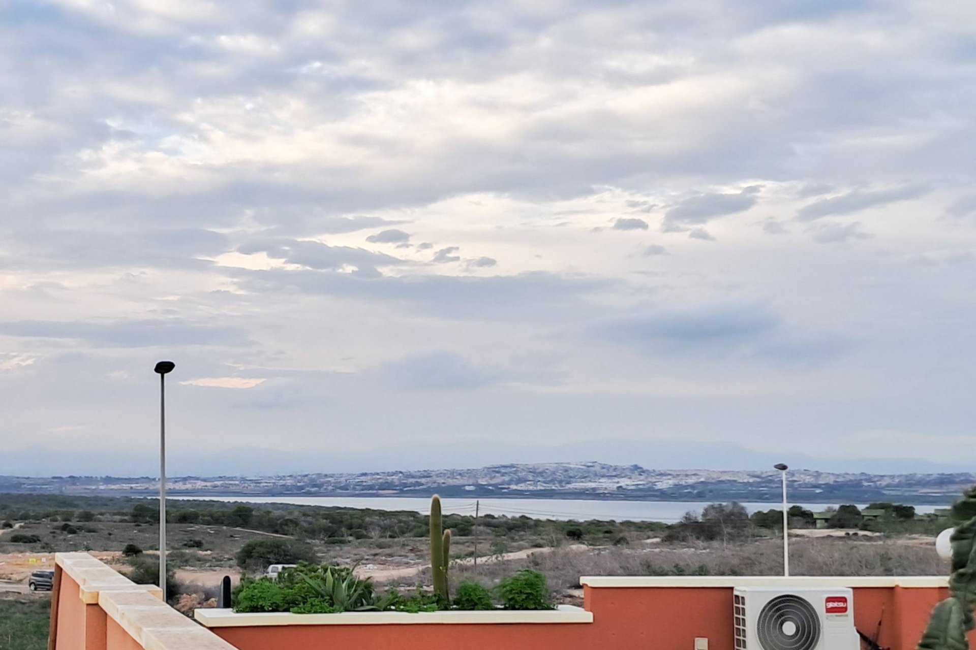 Reventa - Semi detached -
Torrevieja - Parque Acuático - Sector 25