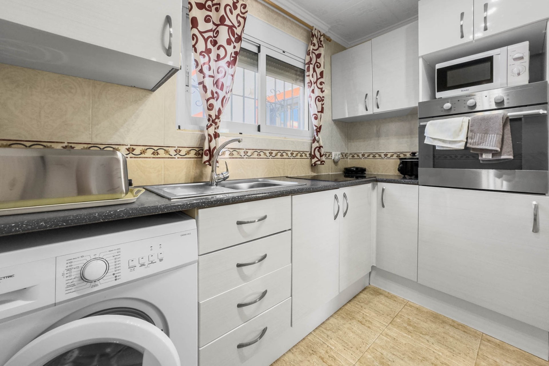 Reventa - Semi detached -
Torrevieja - Torretas