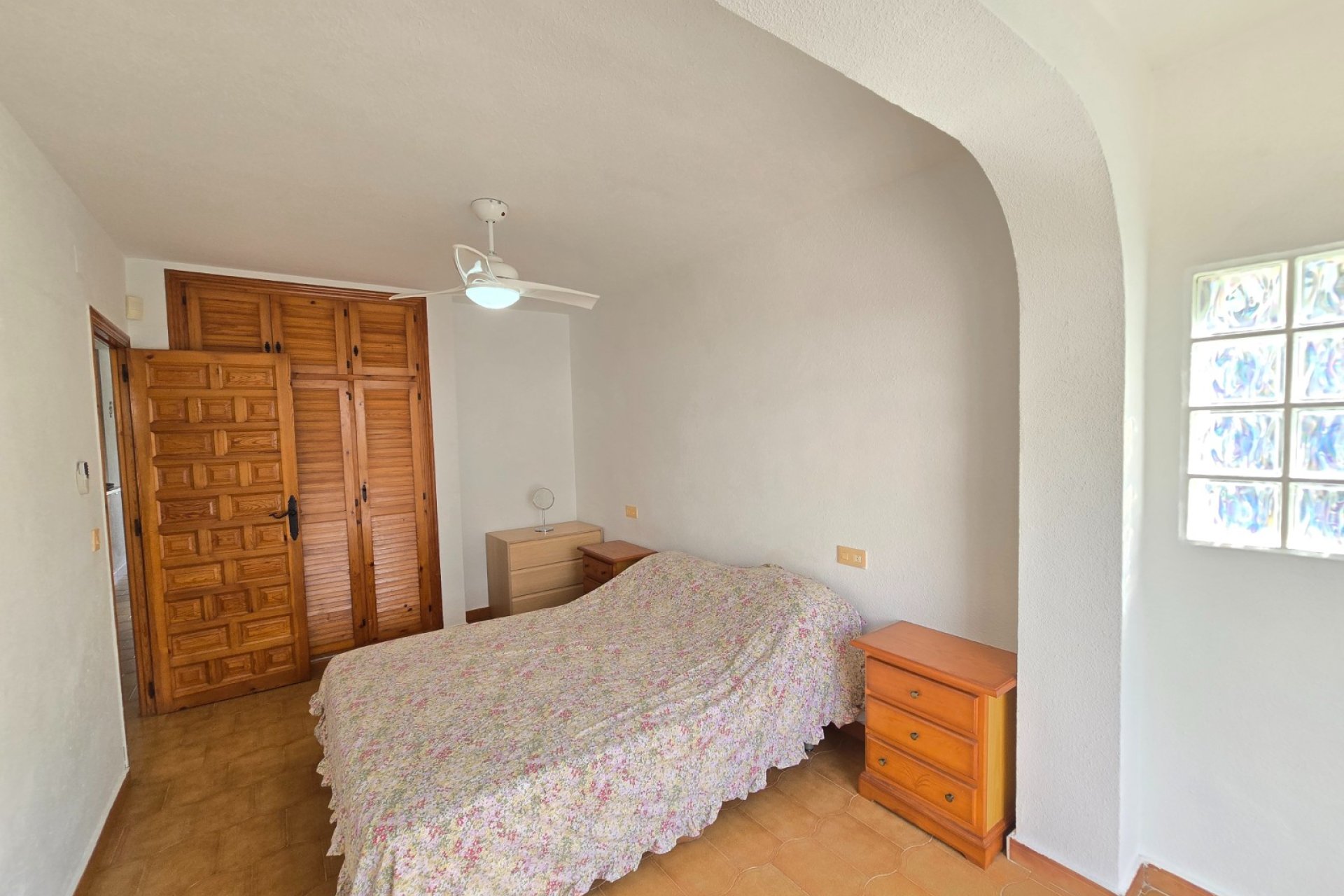 Reventa - Townhouse * -
Villamartin * - Los Dolses *