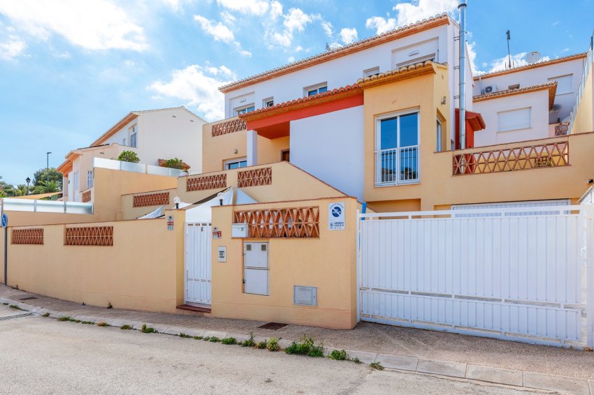 Reventa - Villa -
Alfas del Pí