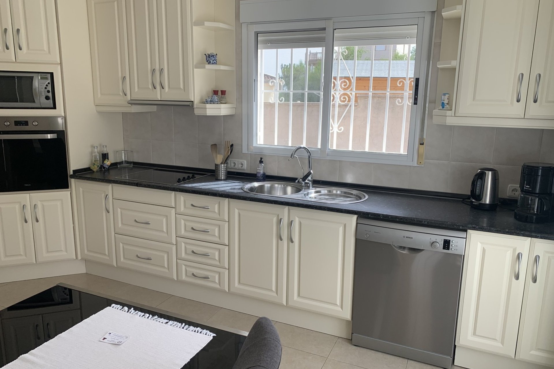 Reventa - Villa -
Algorfa - Algorfa (montemar)