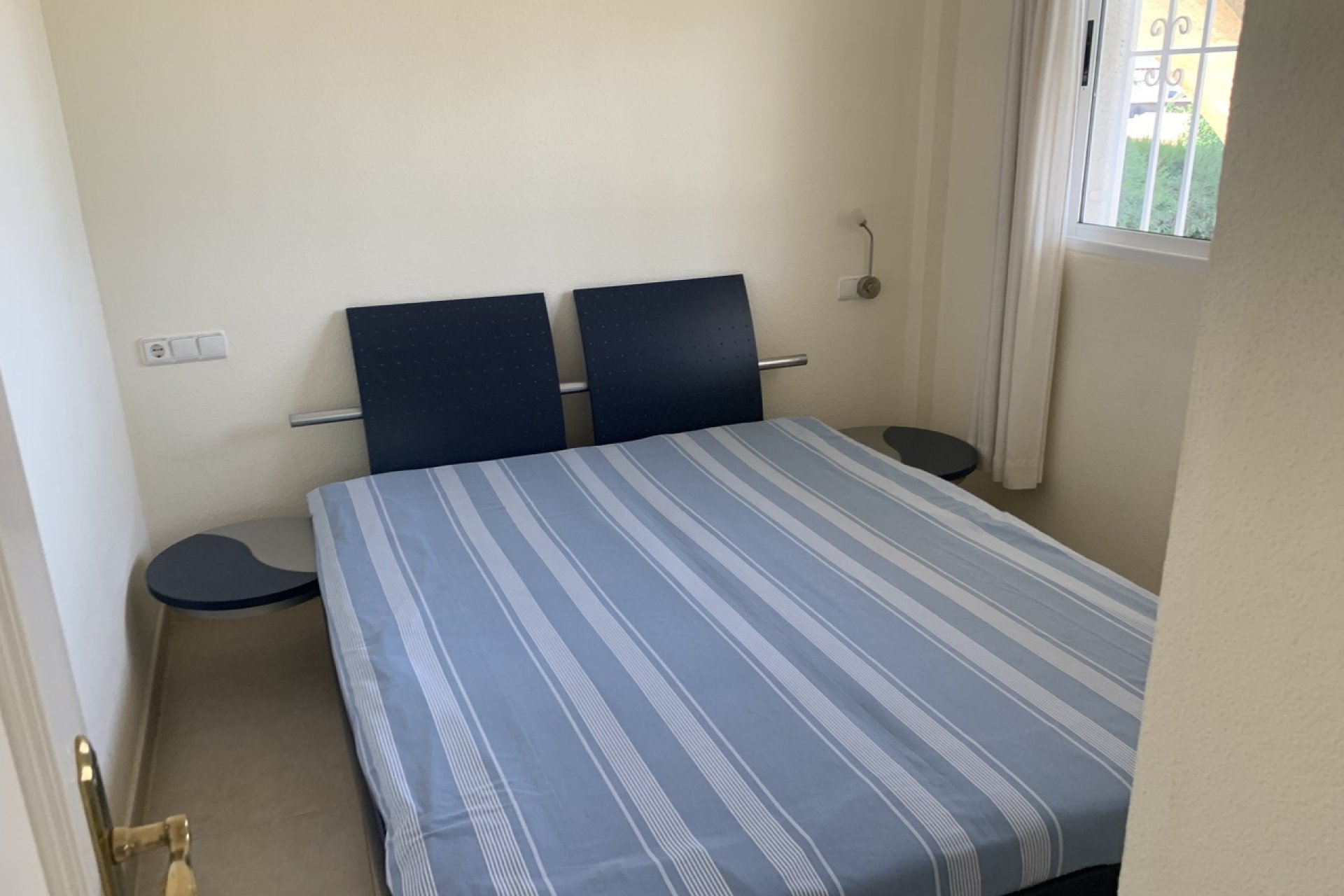 Reventa - Villa -
Algorfa - Algorfa (montemar)