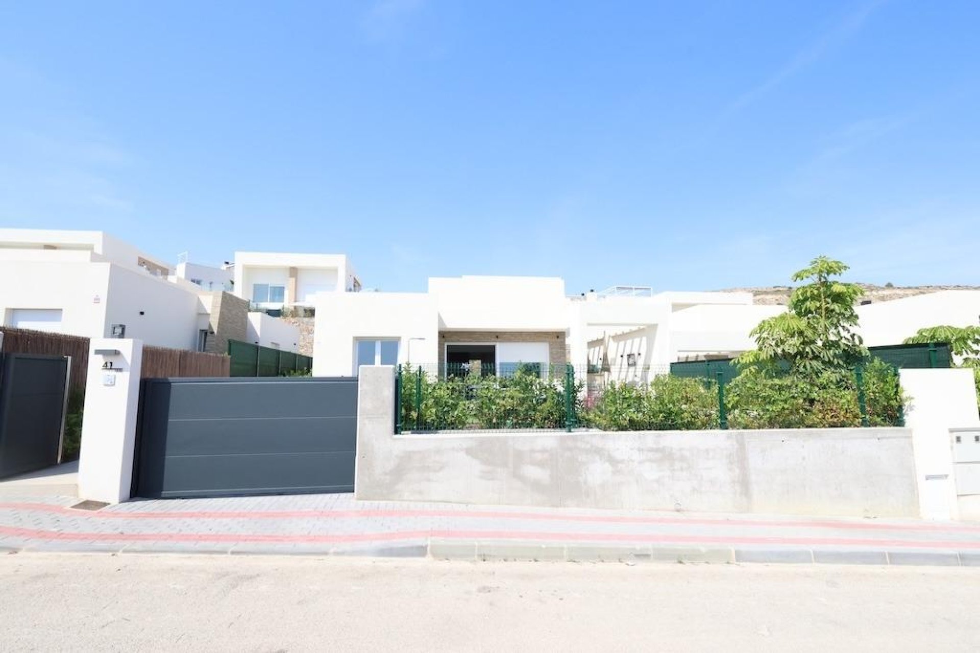 Reventa - Villa -
Algorfa - Comunidad Valenciana