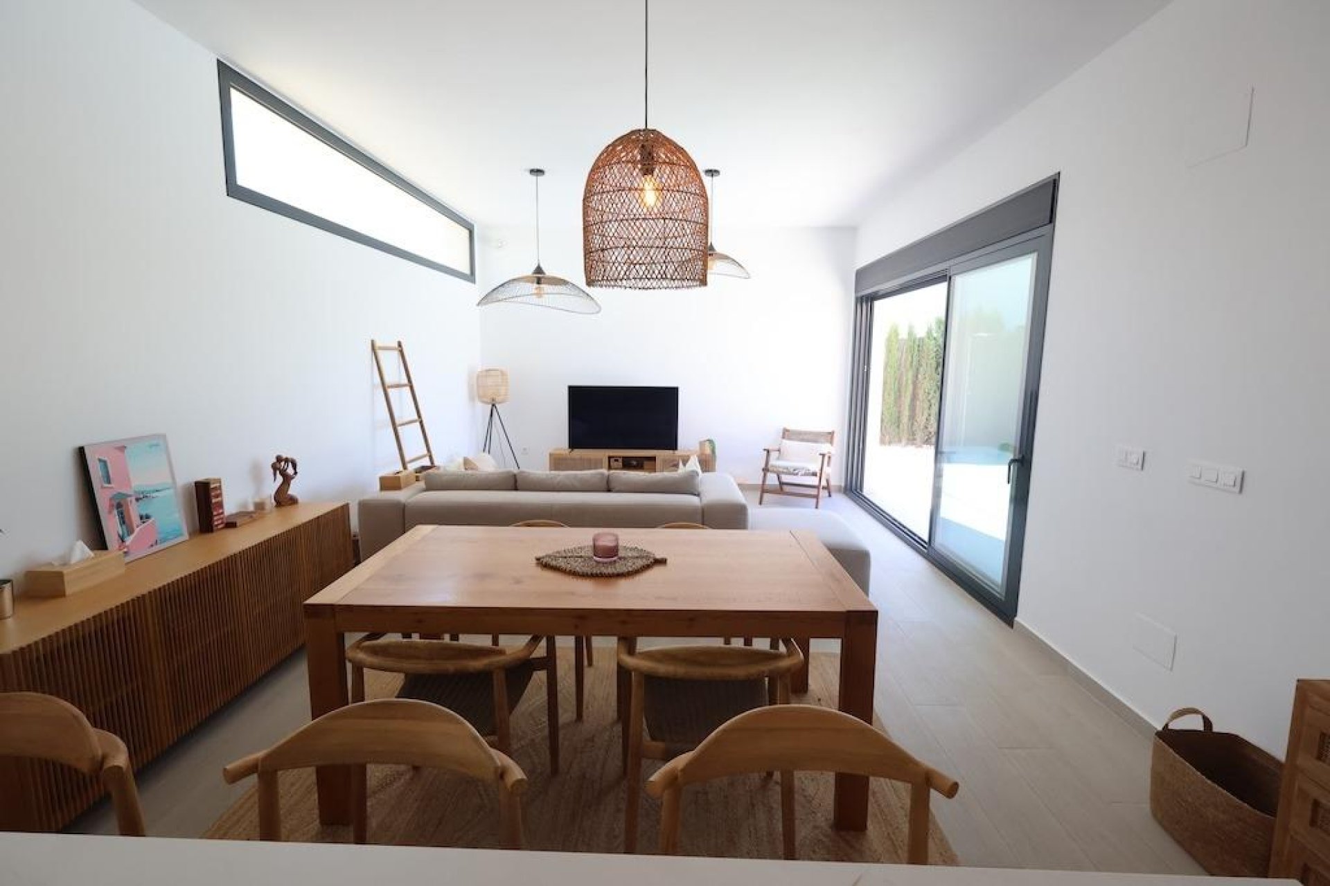 Reventa - Villa -
Algorfa - Comunidad Valenciana