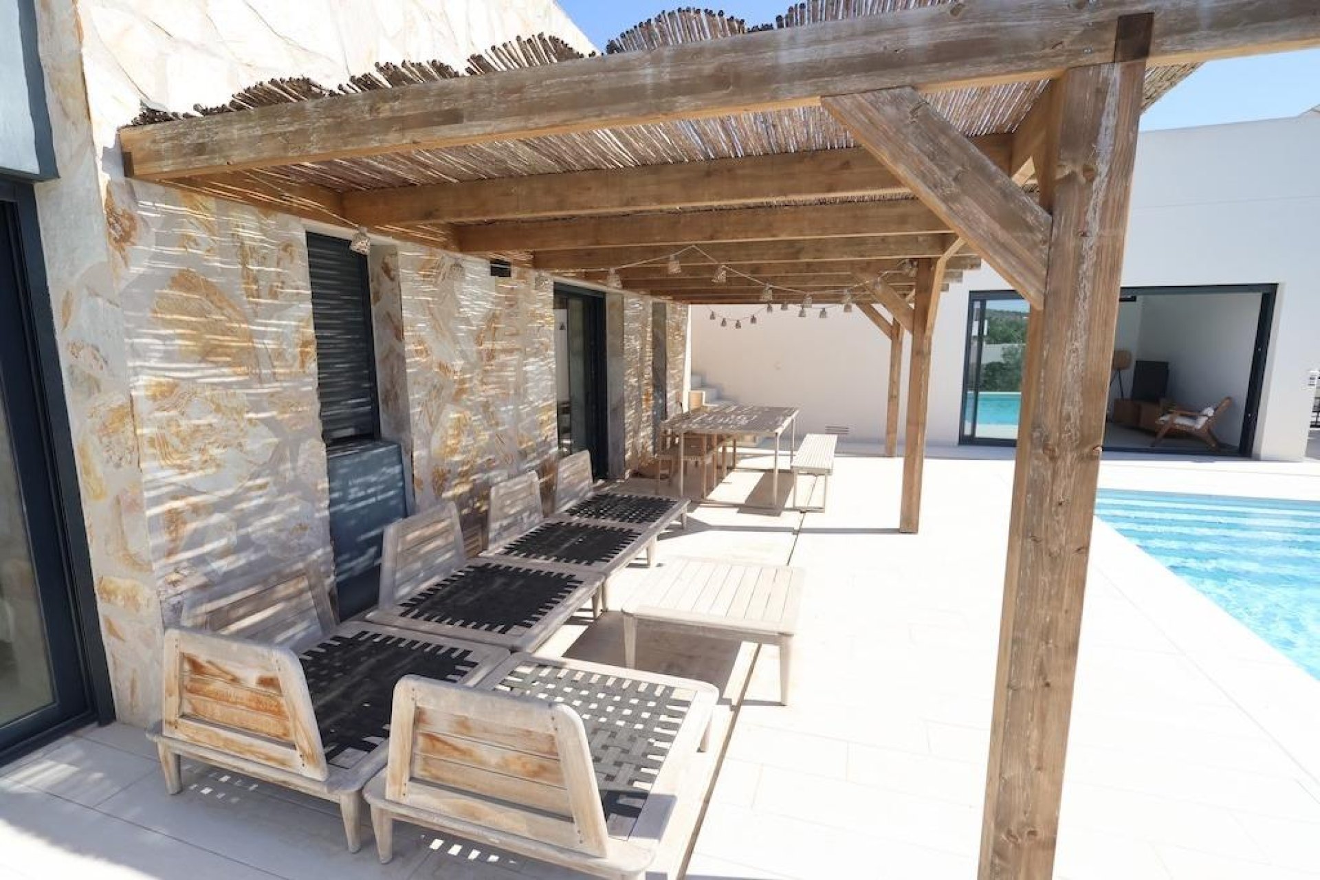 Reventa - Villa -
Algorfa - Comunidad Valenciana