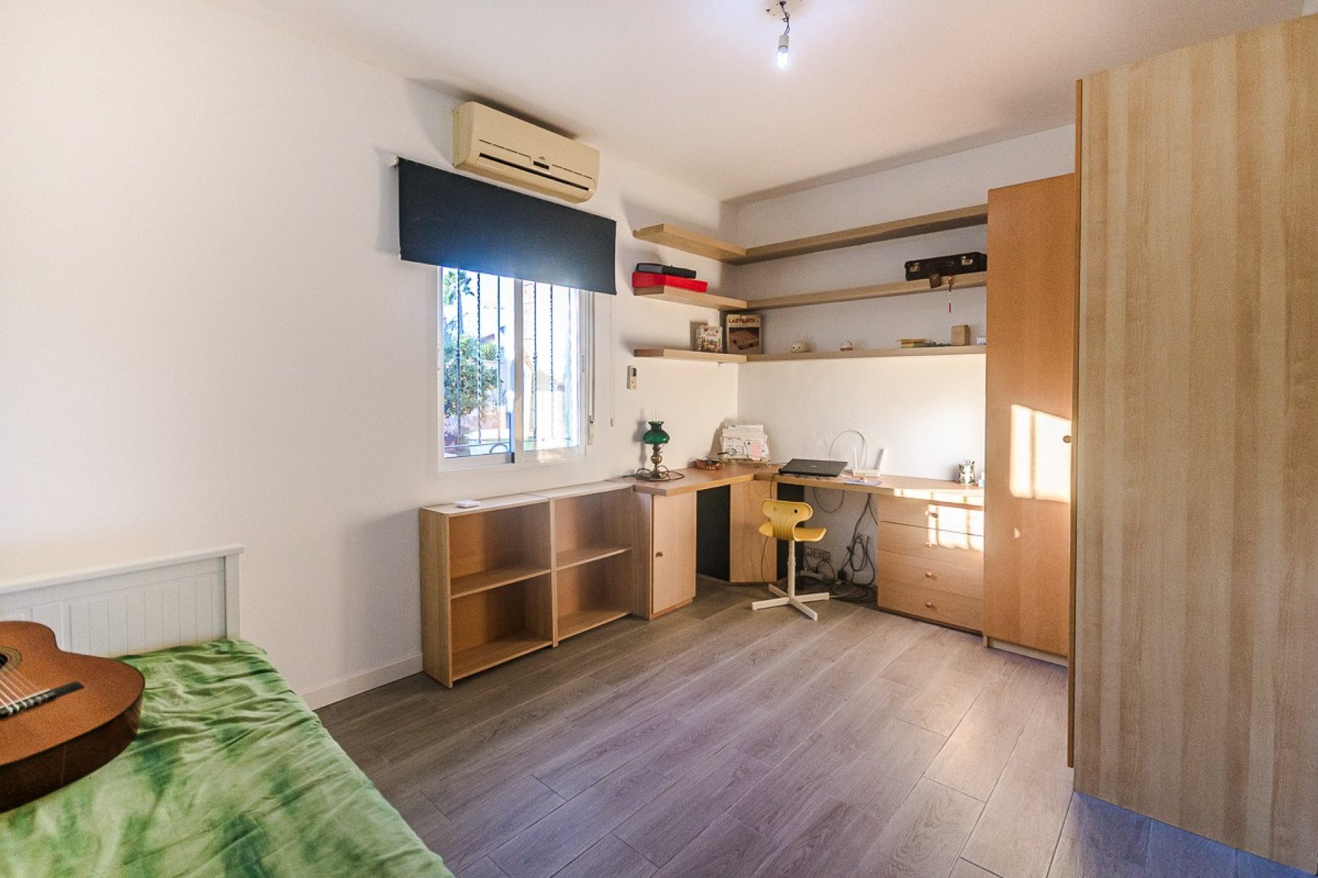 Reventa - Villa -
Benferri