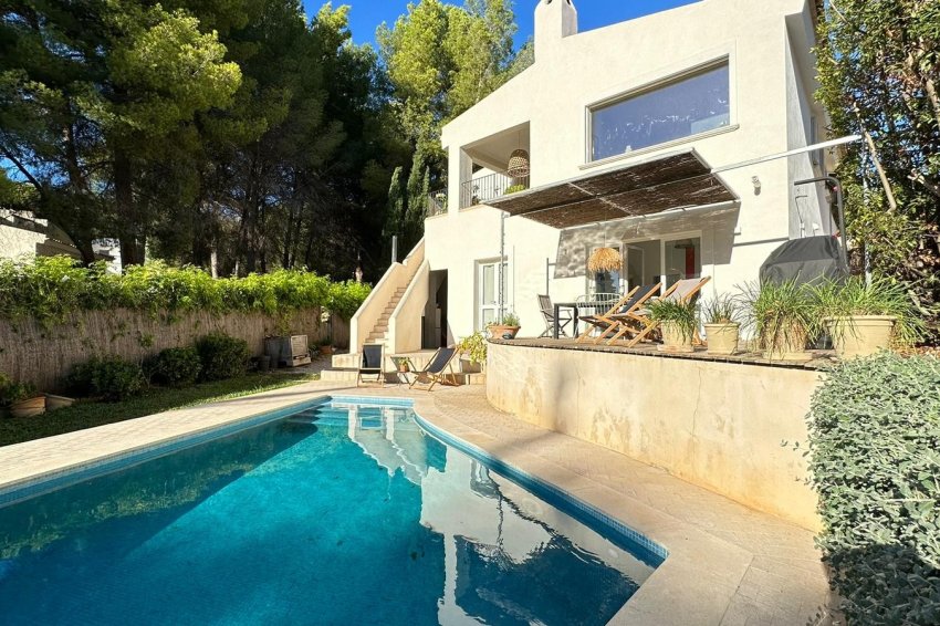 Reventa - Villa -
CALVIÁ - COSTA DE LA CALMA