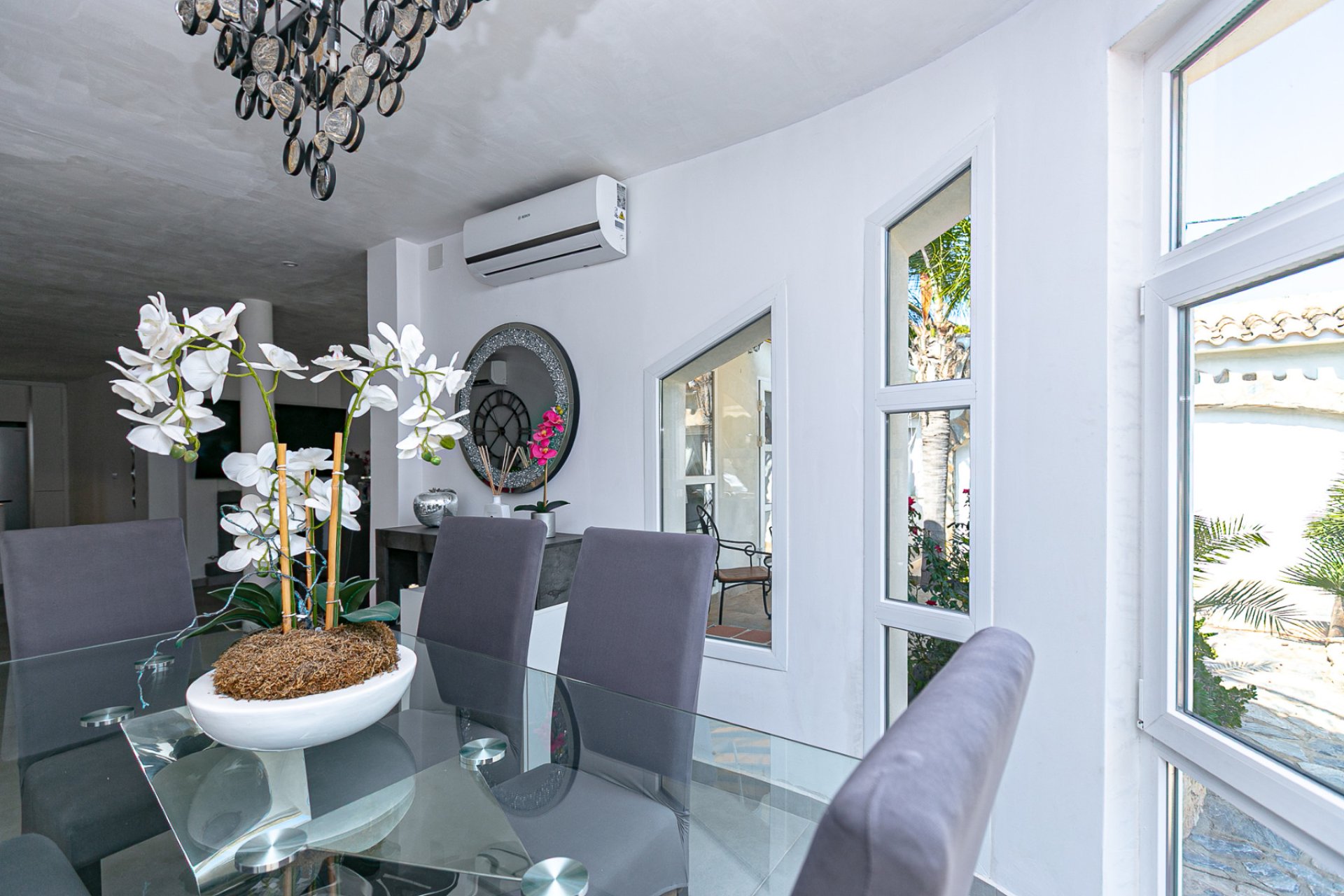 Reventa - Villa -
Campoamor - Lomas de Don Juan