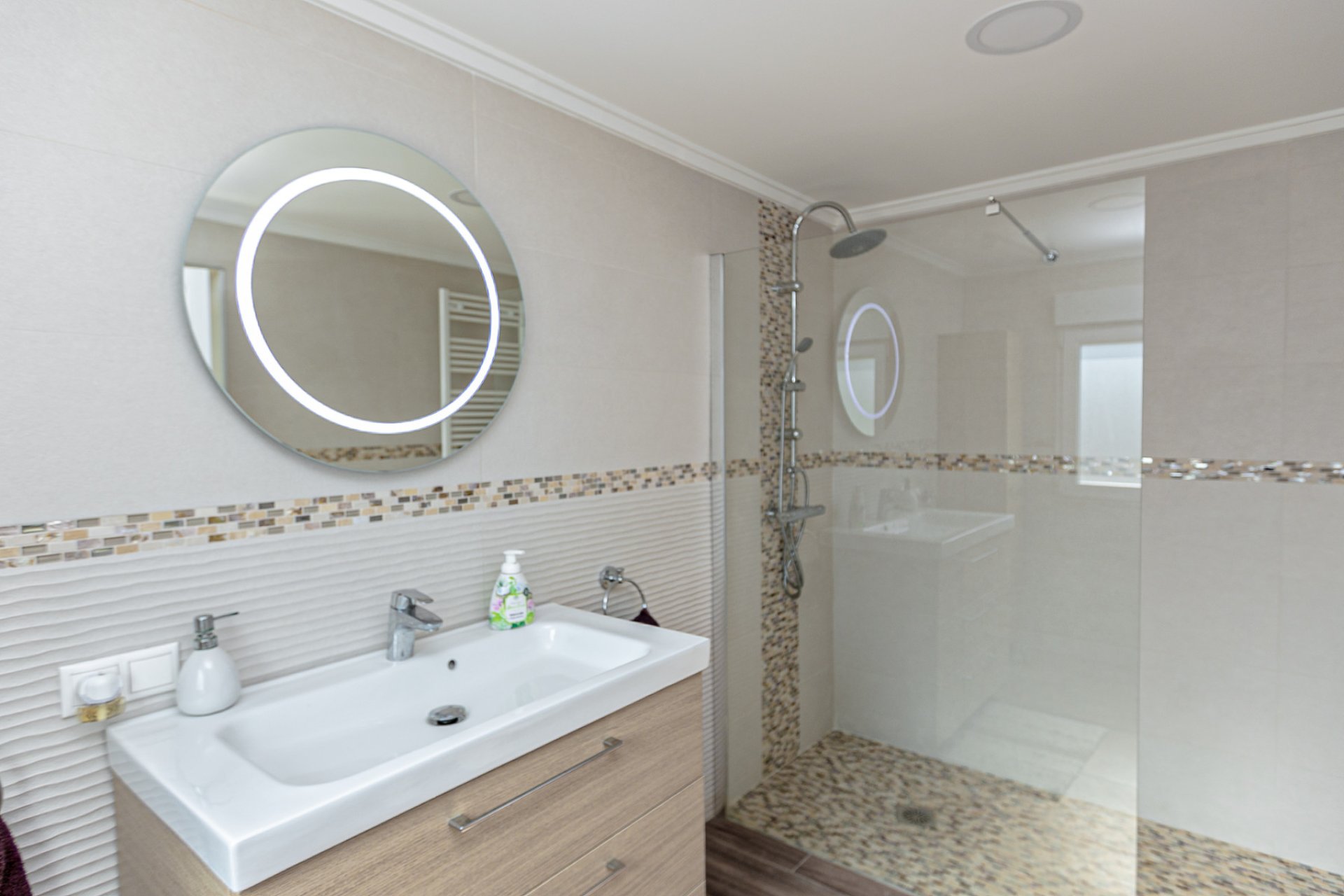 Reventa - Villa -
Campoamor - Lomas de Don Juan