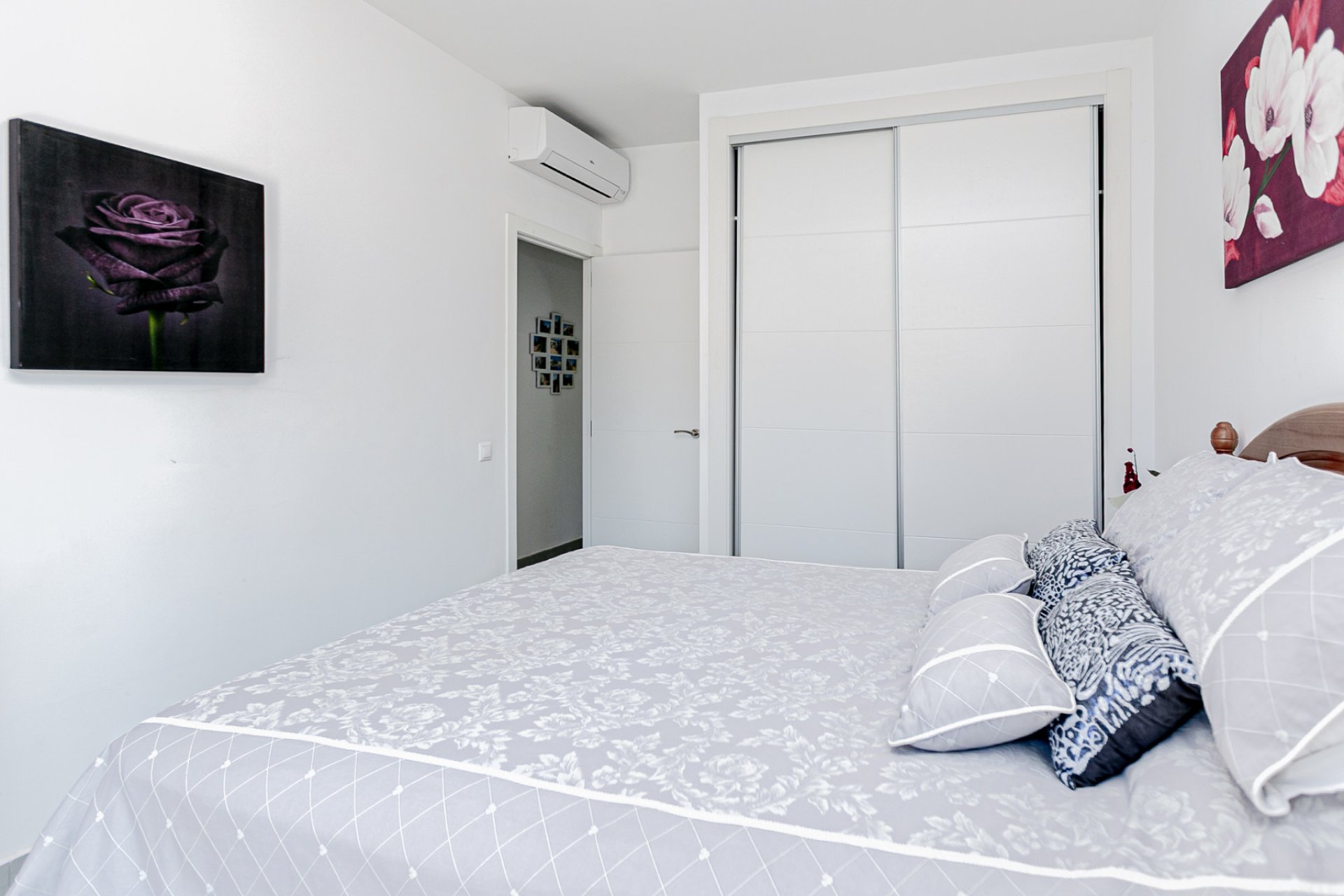 Reventa - Villa -
Campoamor - Lomas de Don Juan