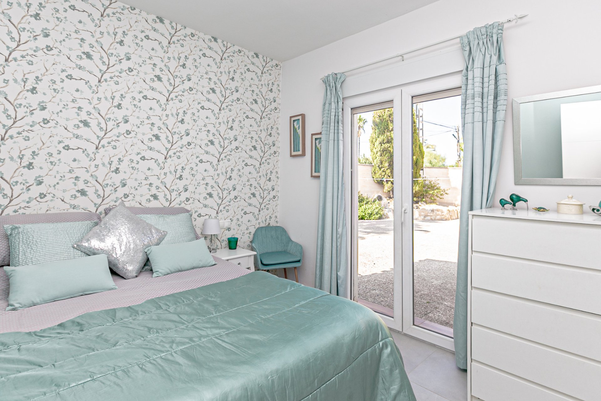 Reventa - Villa -
Campoamor - Lomas de Don Juan