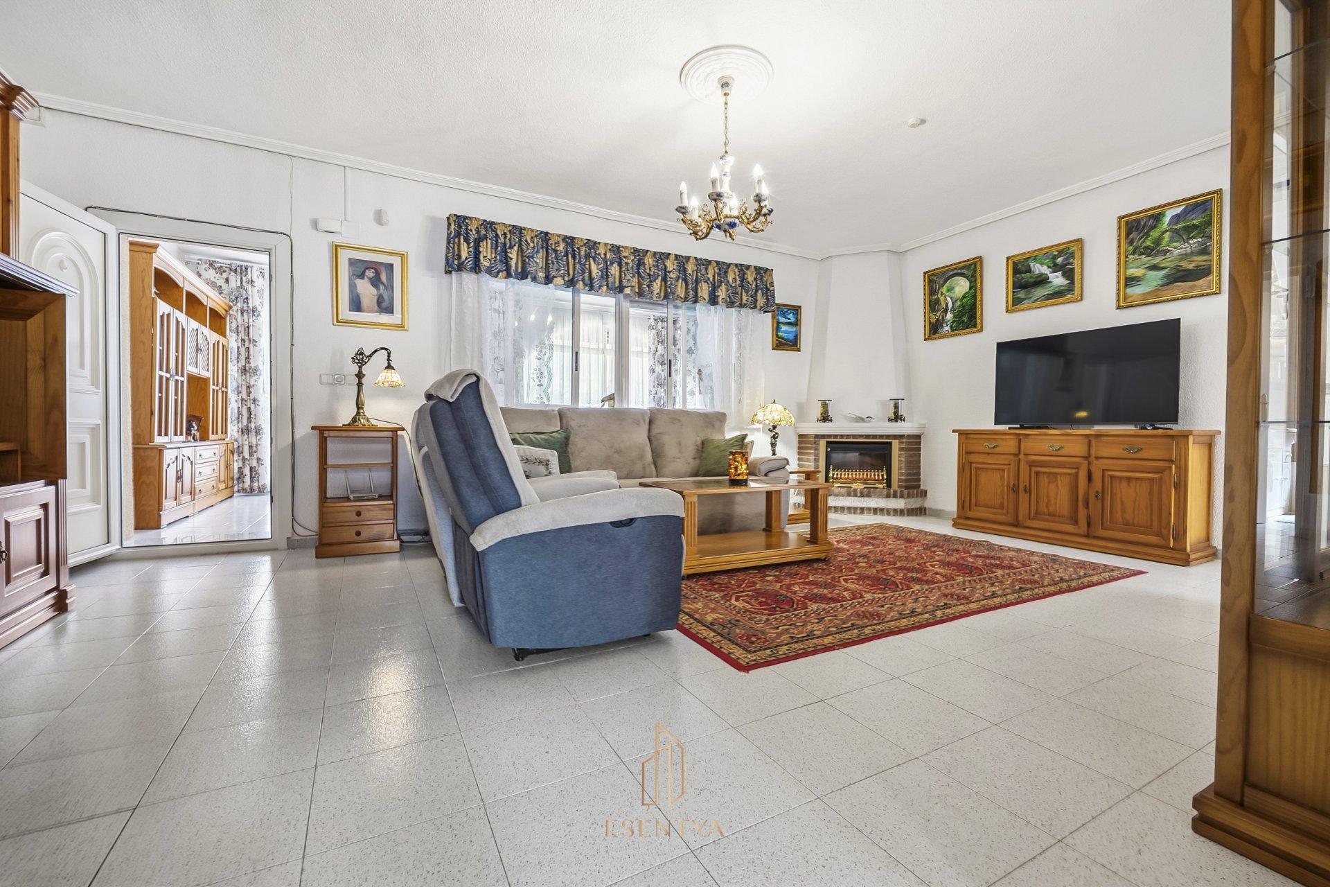 Reventa - Villa -
Ciudad quesada - Centro