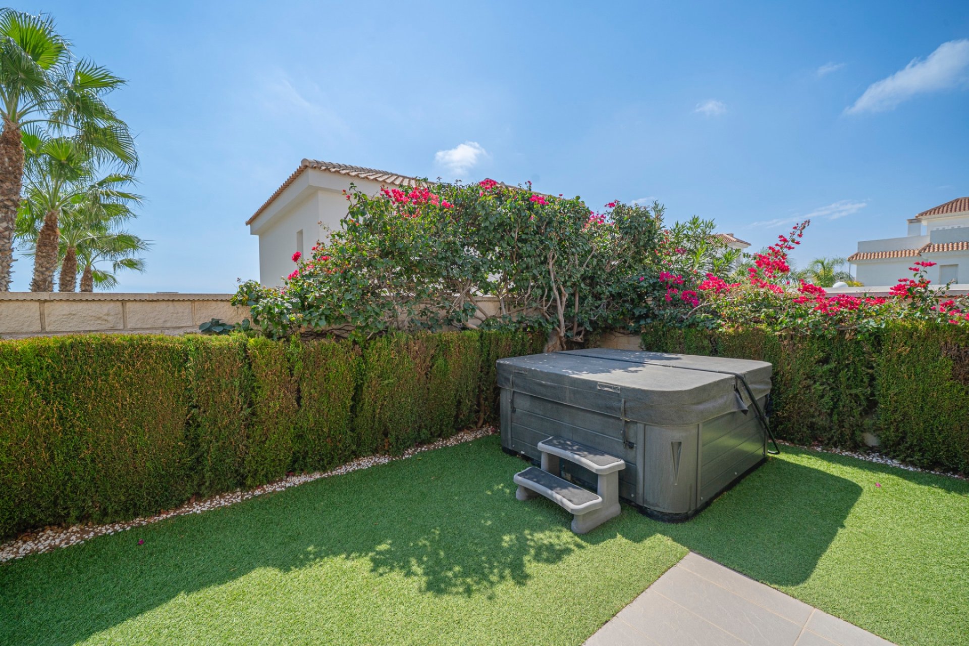 Reventa - Villa -
Ciudad quesada - Lo pepin