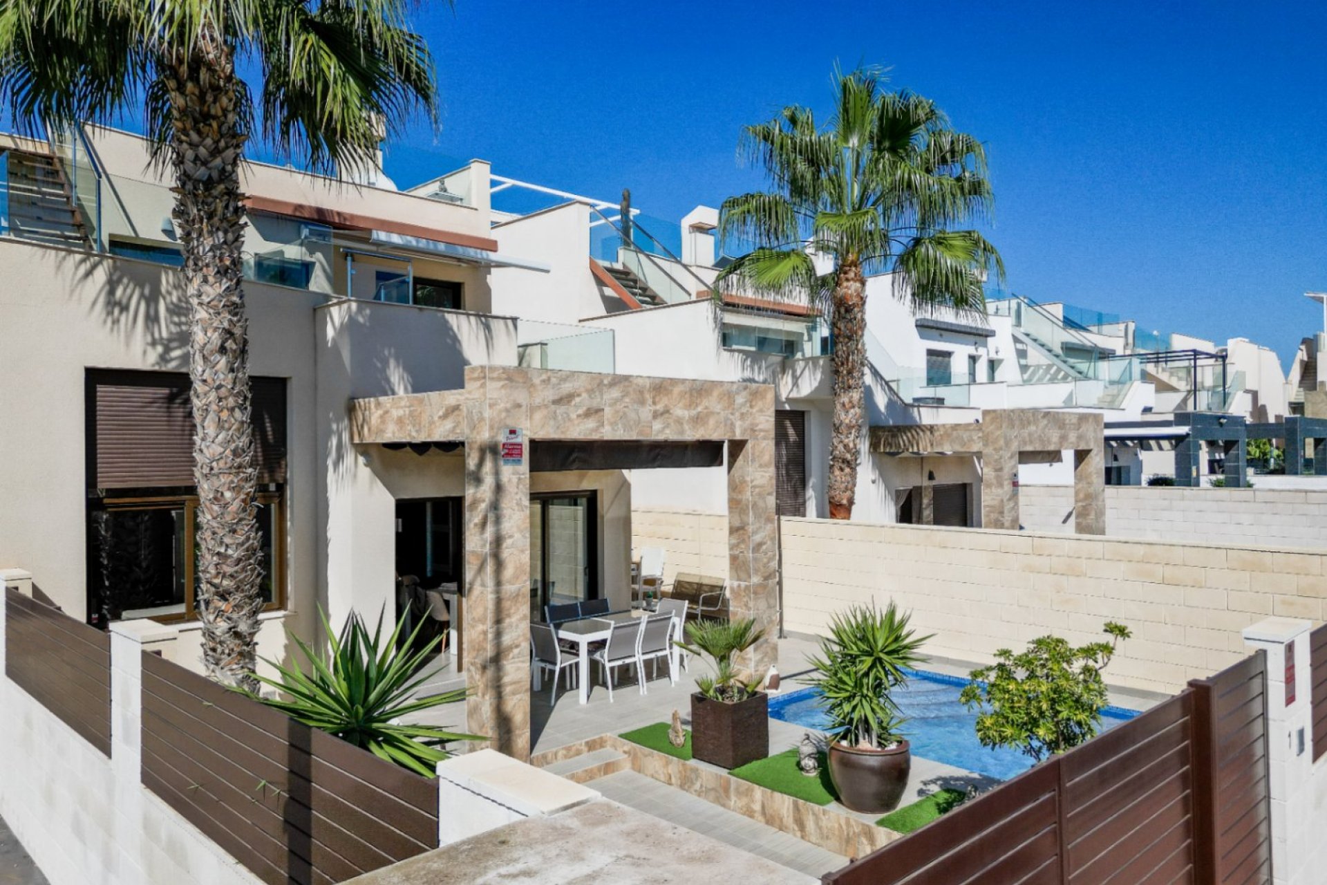 Reventa - Villa -
Ciudad quesada - Pueblo Bravo