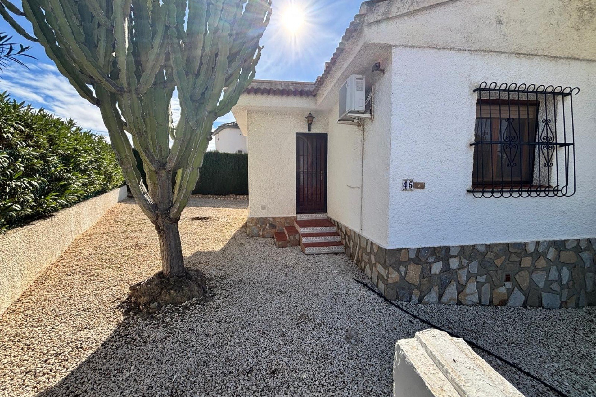 Reventa - Villa Detached -
Ciudad quesada - CENTRO