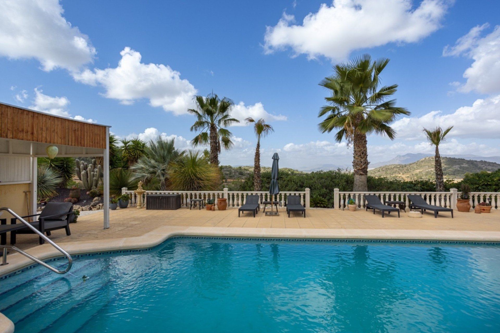 Reventa - Villa Detached -
La Zarza - Inland