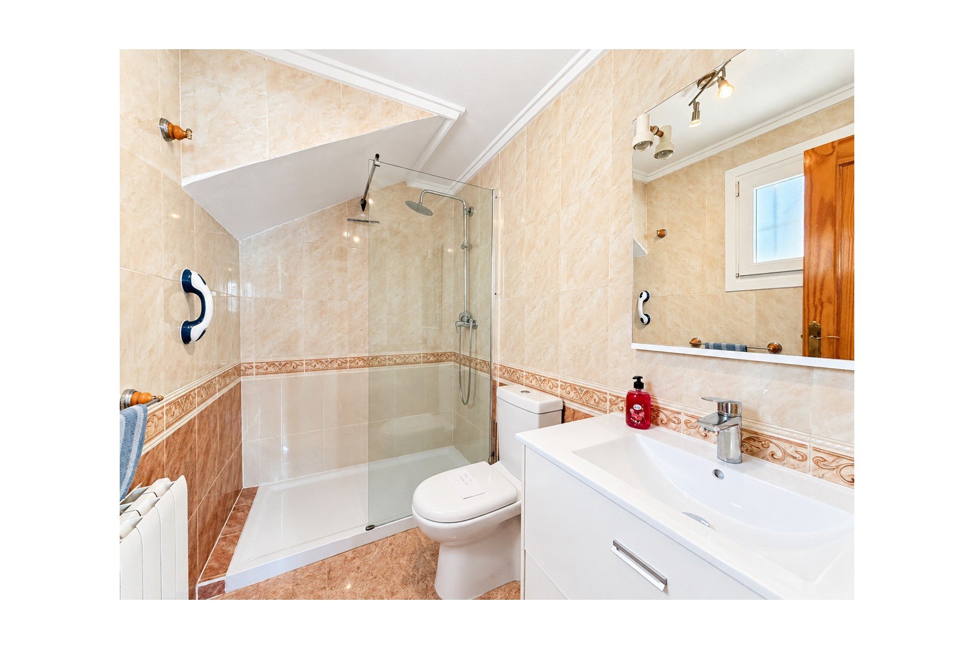 Reventa - Villa Detached -
San Fulgencio - urb.la marina