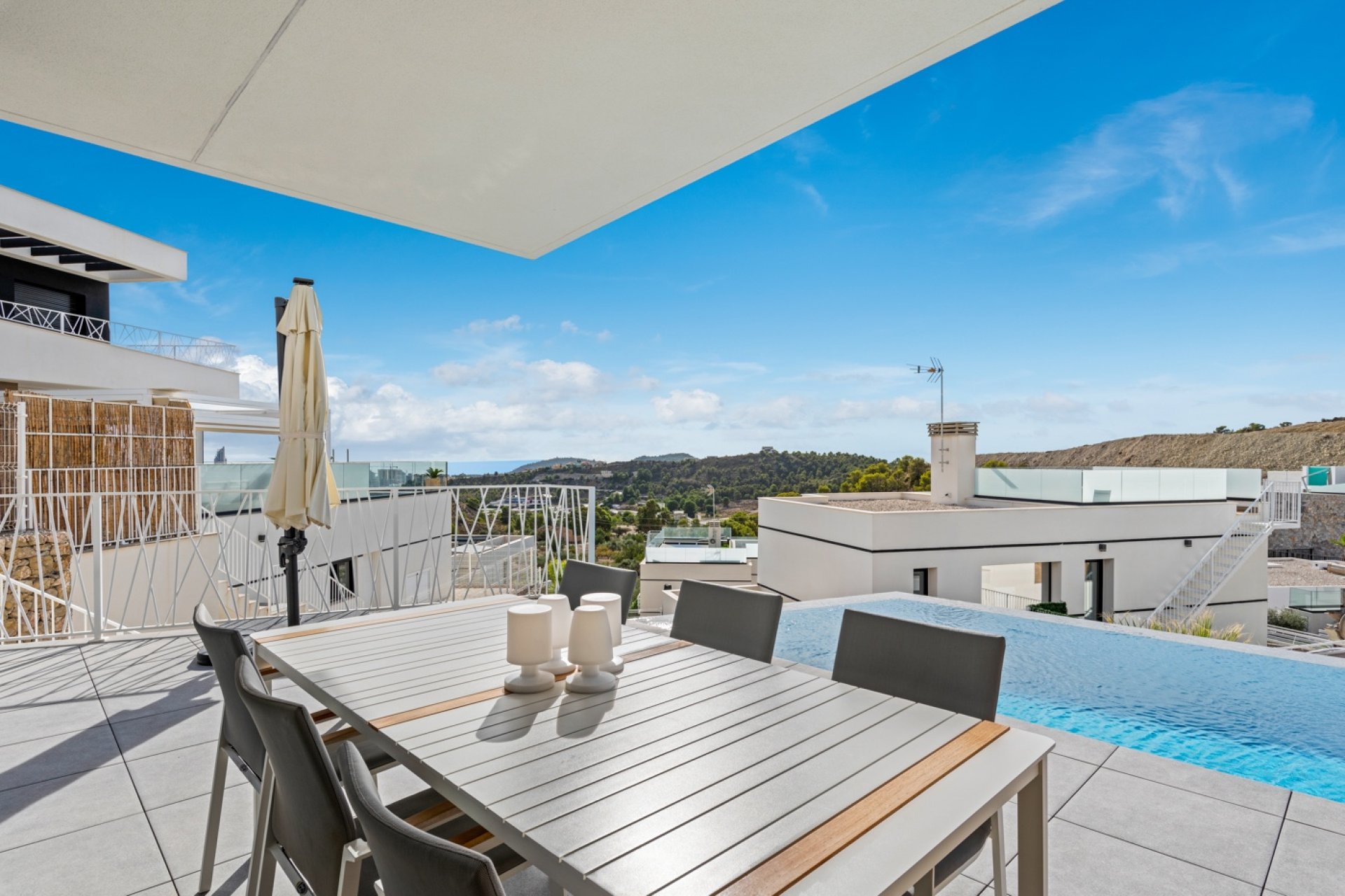 Reventa - Villa -
Finestrat - Sierra Cortina