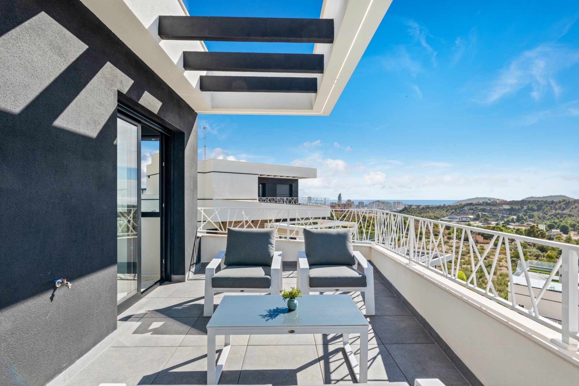 Reventa - Villa -
Finestrat - Sierra Cortina