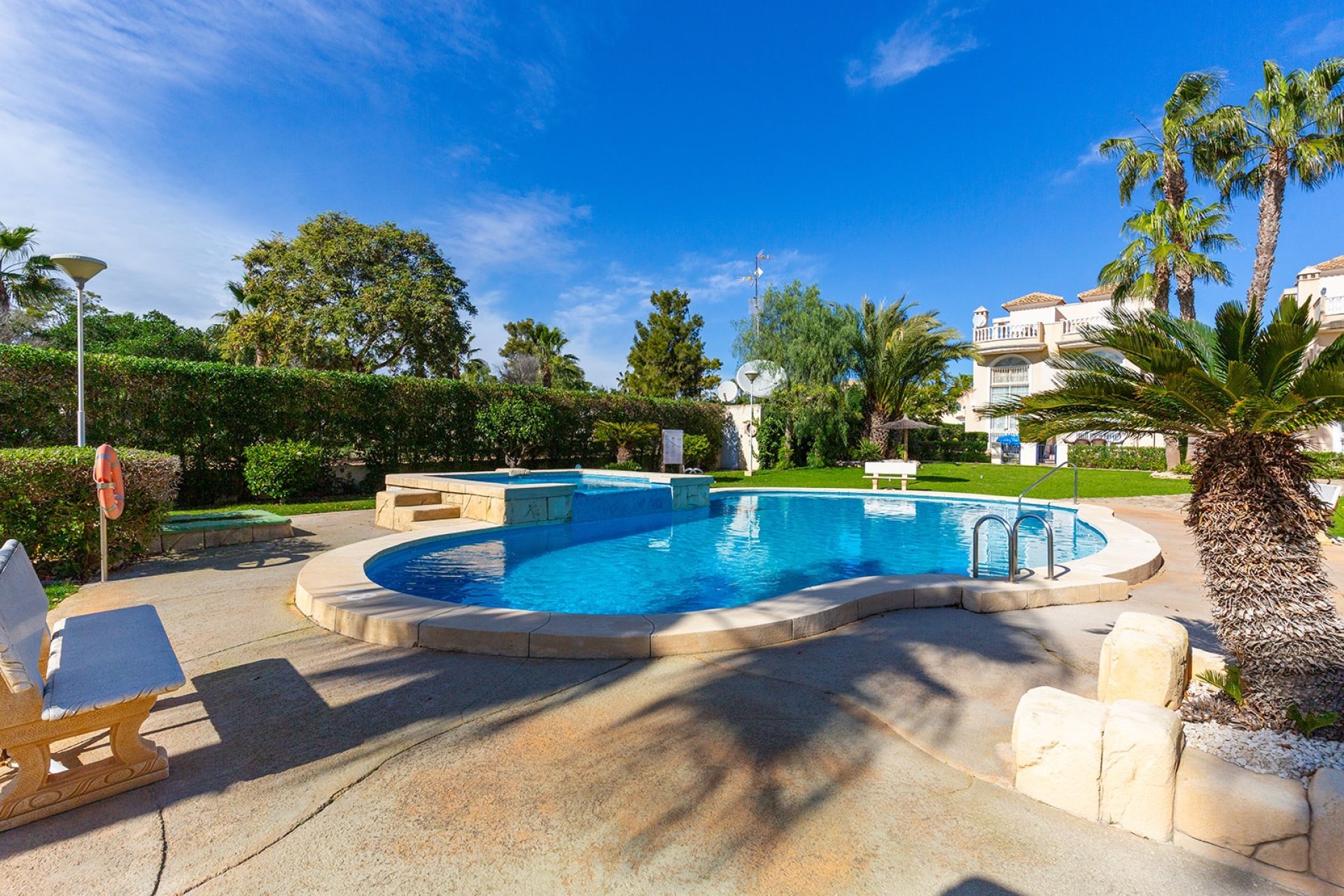 Reventa - Villa -
Guardamar del Segura - El Raso