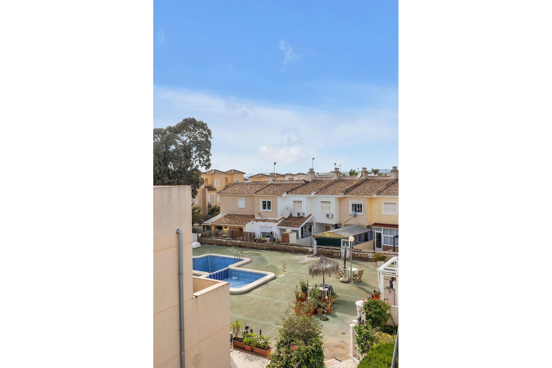 Reventa - Villa -
Guardamar del Segura - Urbanizaciones