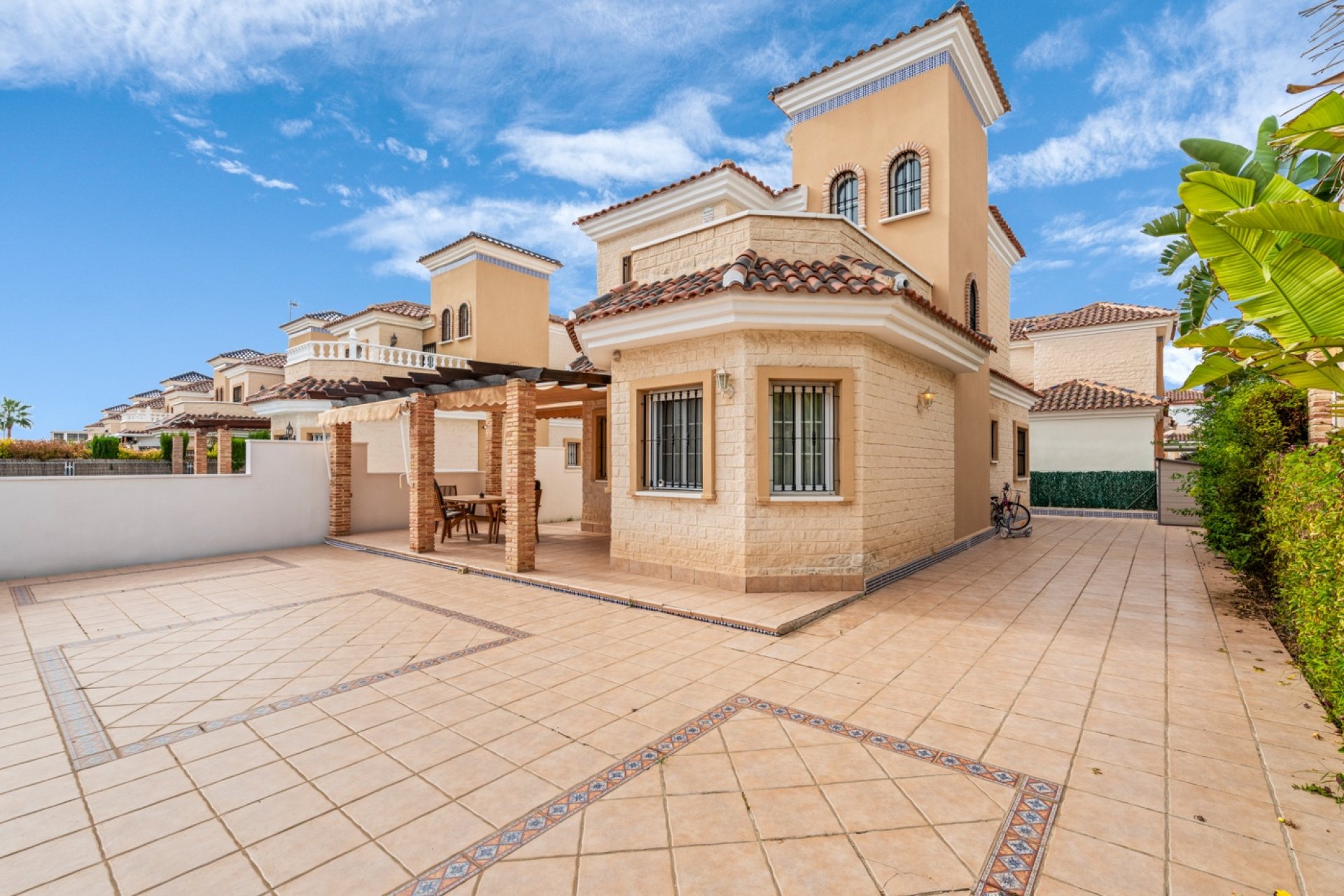 Reventa - Villa -
Guardamar del Segura