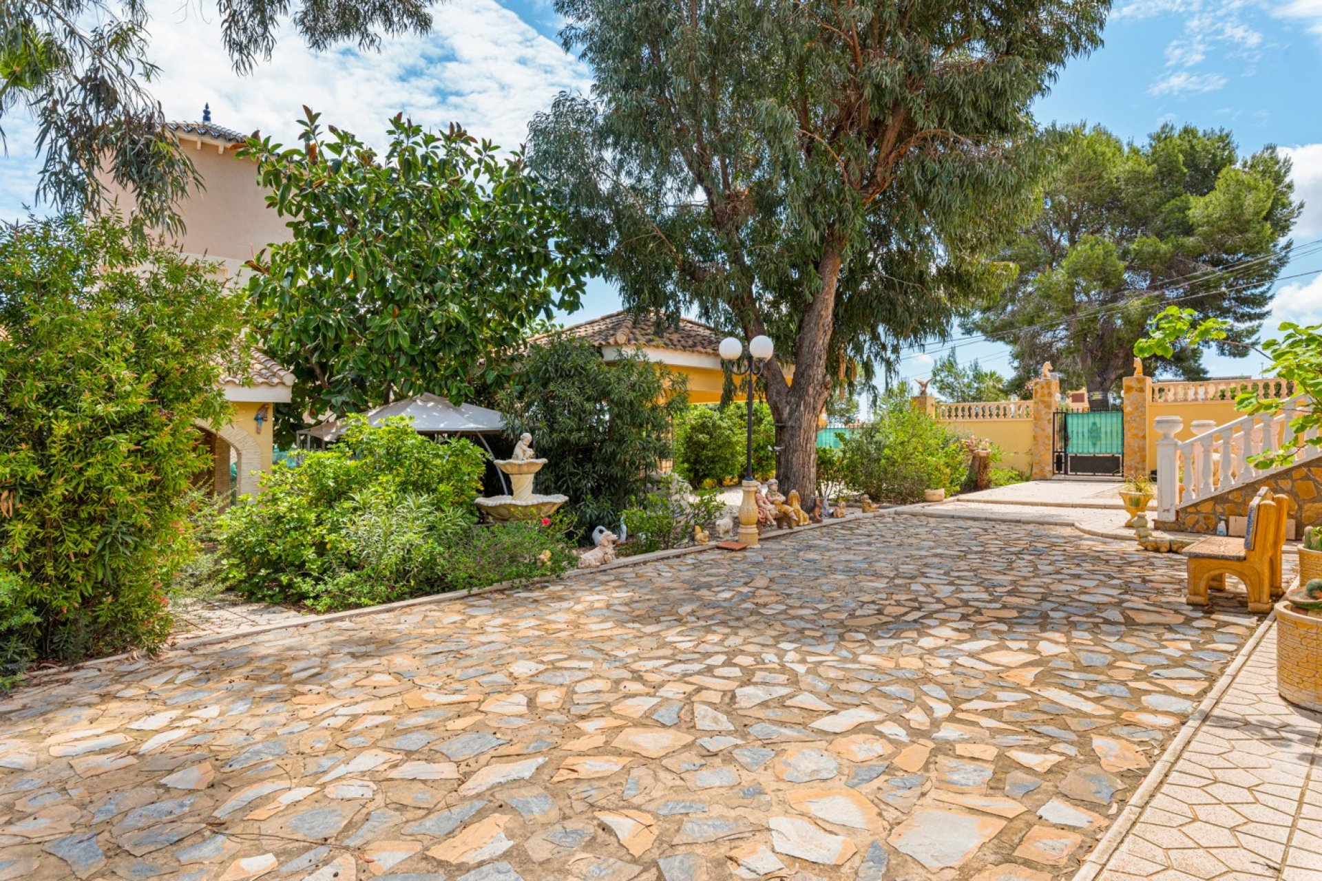 Reventa - Villa -
Jacarilla