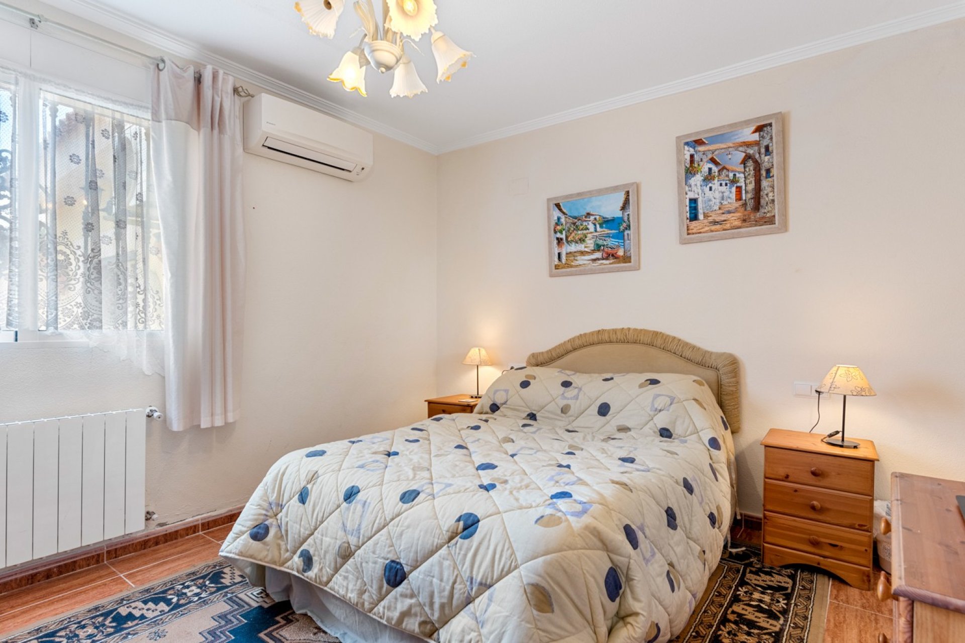 Reventa - Villa -
Jacarilla