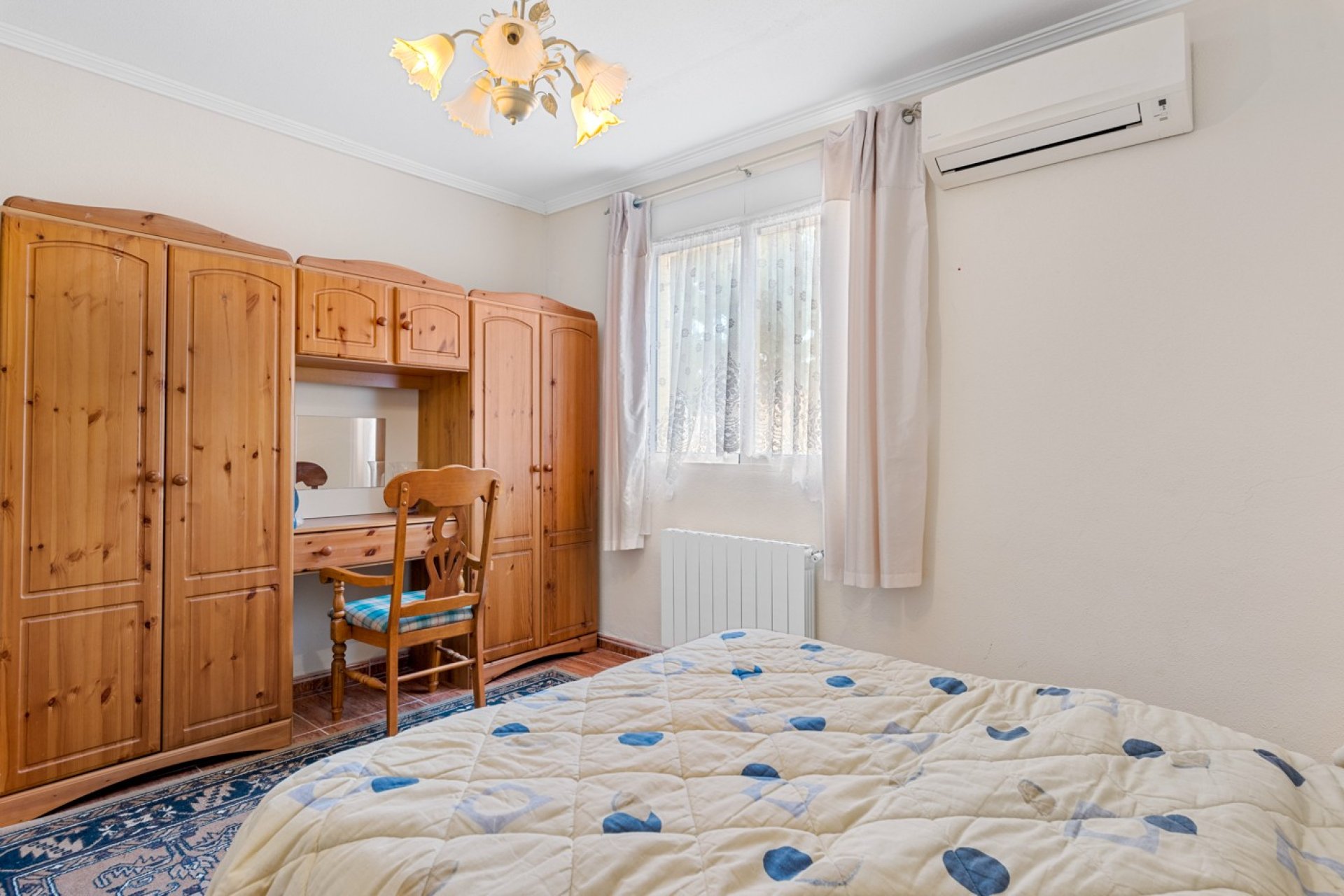 Reventa - Villa -
Jacarilla