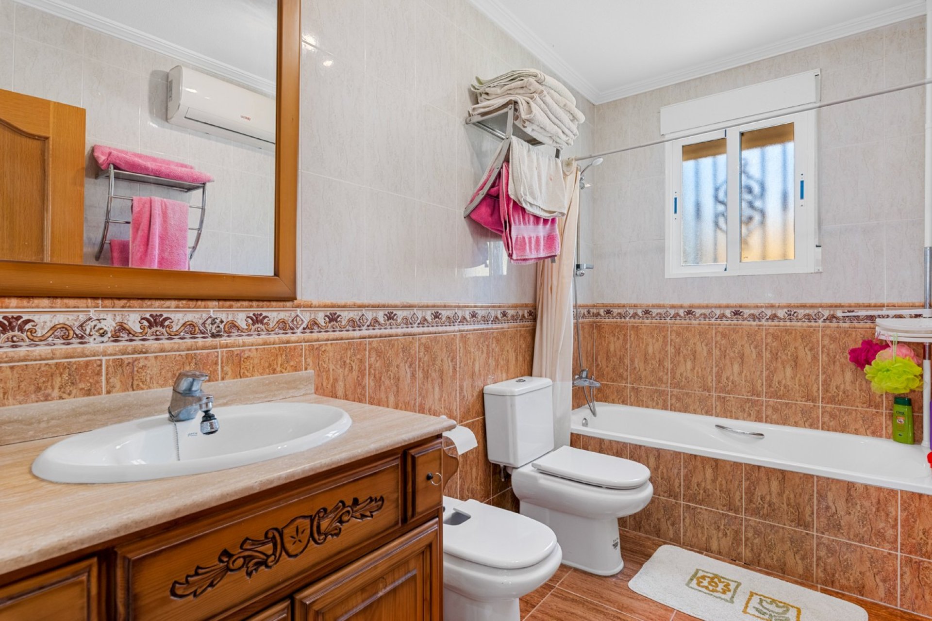 Reventa - Villa -
Jacarilla