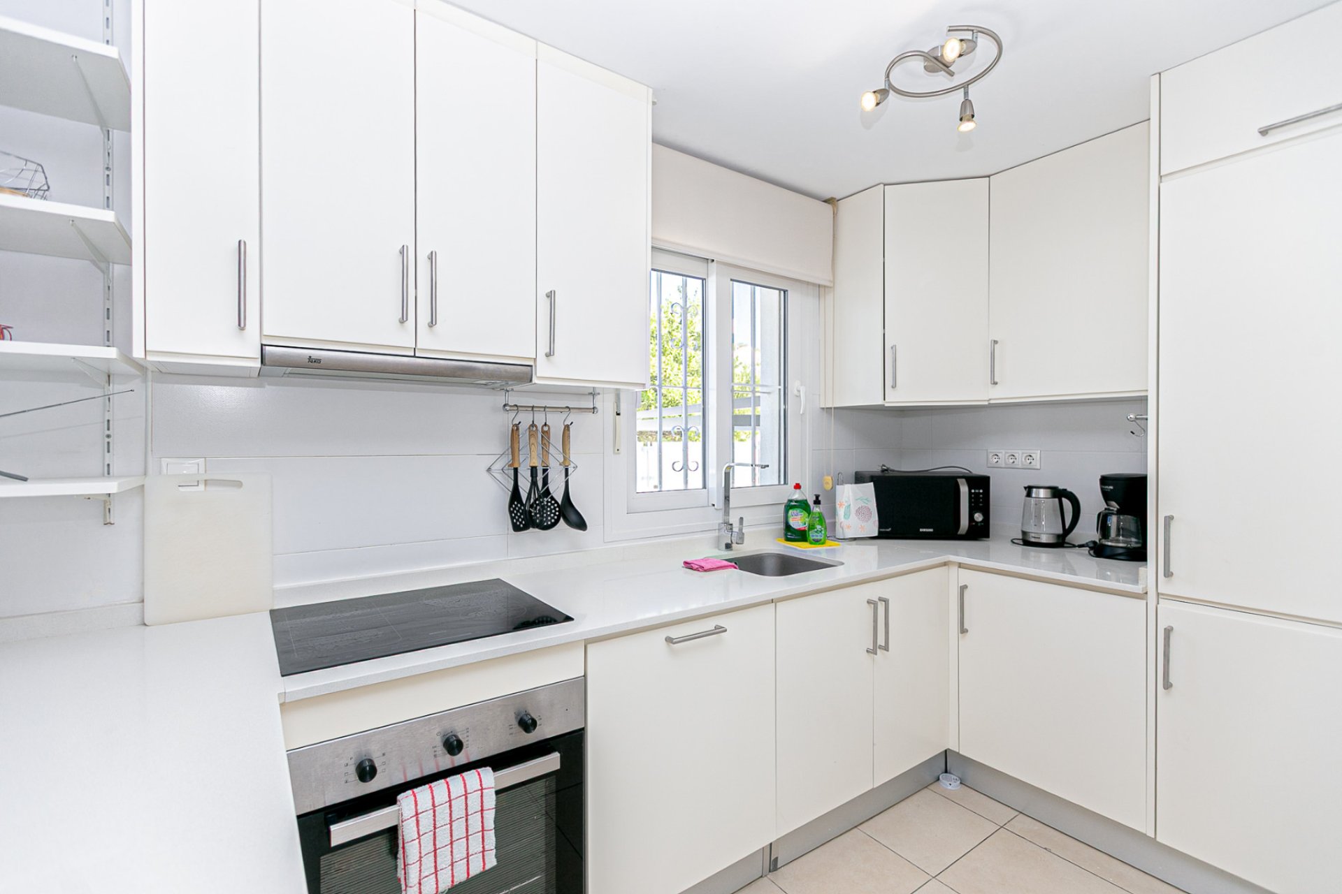 Reventa - Villa -
La Marina