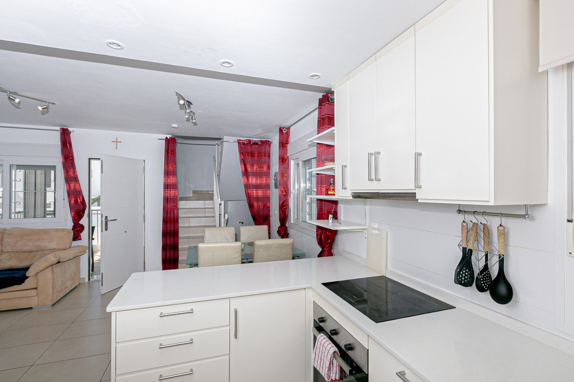 Reventa - Villa -
La Marina