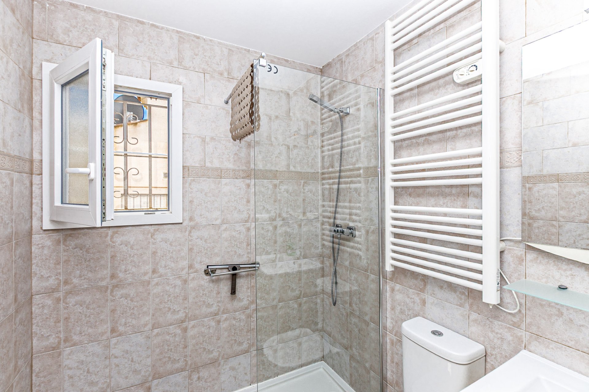 Reventa - Villa -
La Marina