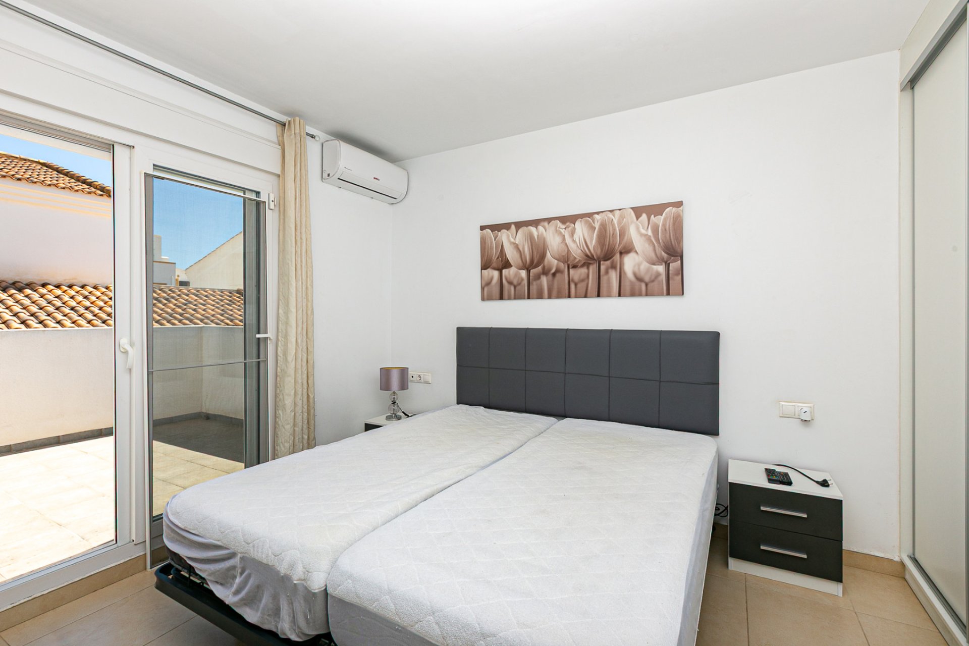 Reventa - Villa -
La Marina