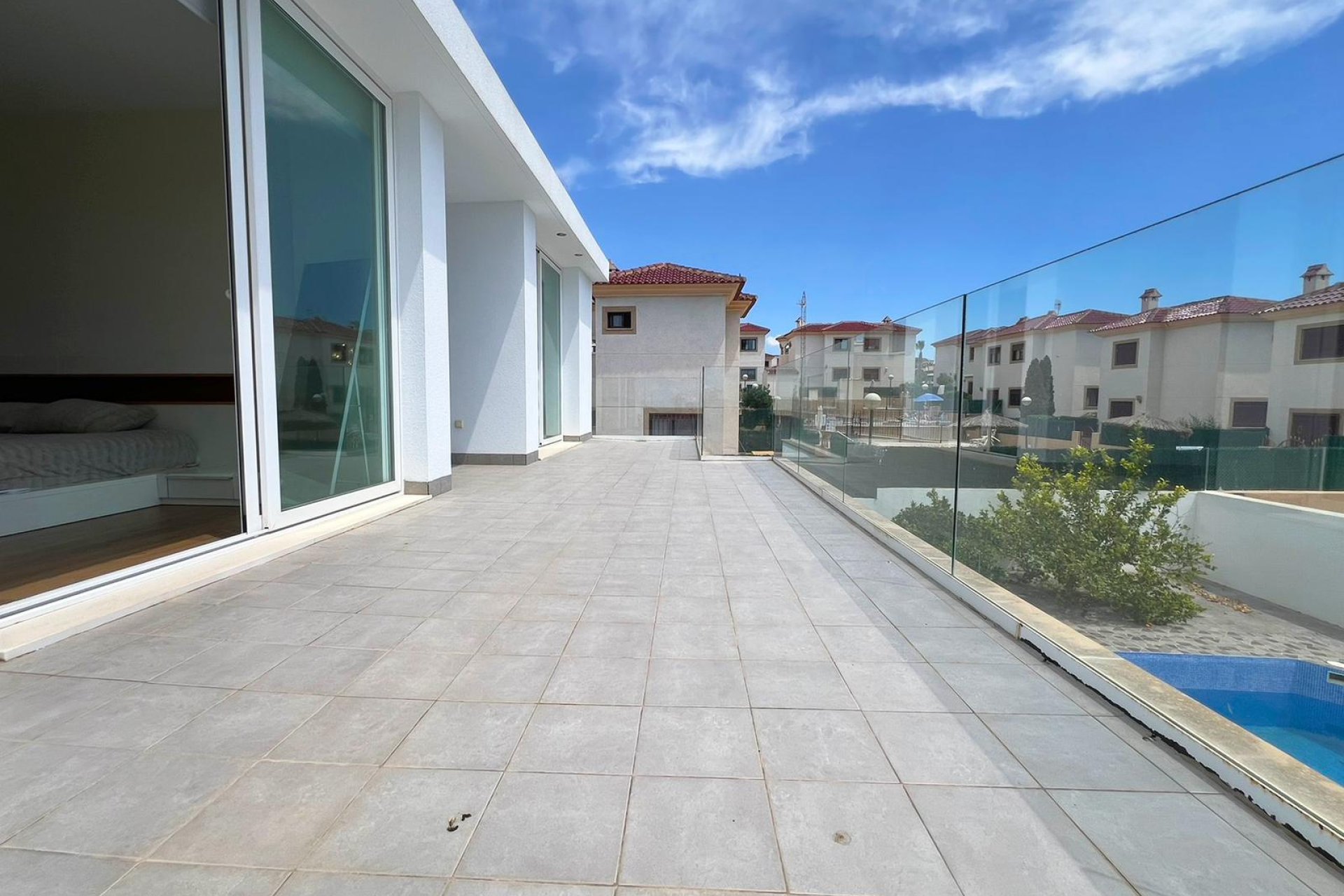 Reventa - Villa -
La Marina