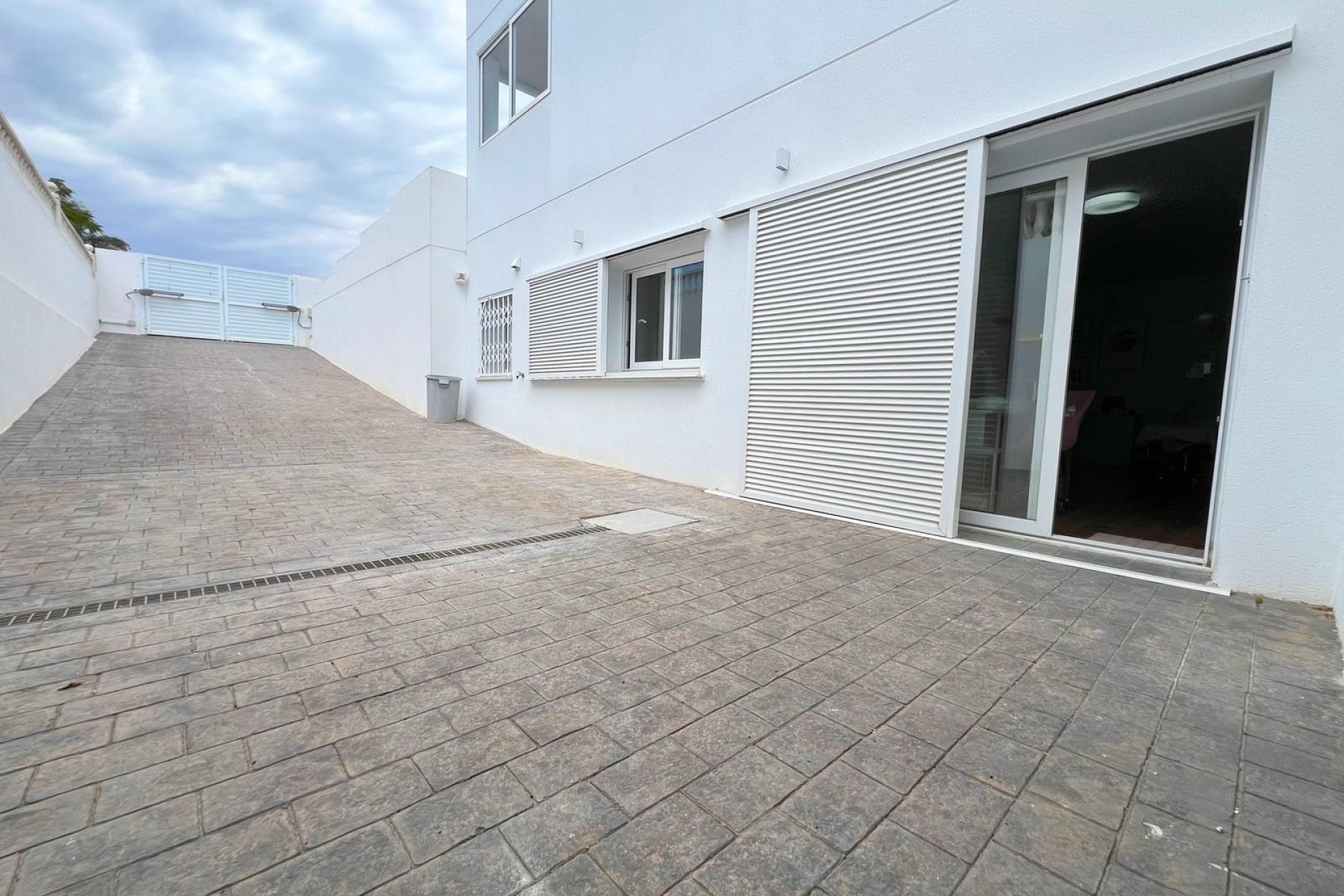 Reventa - Villa -
La Marina