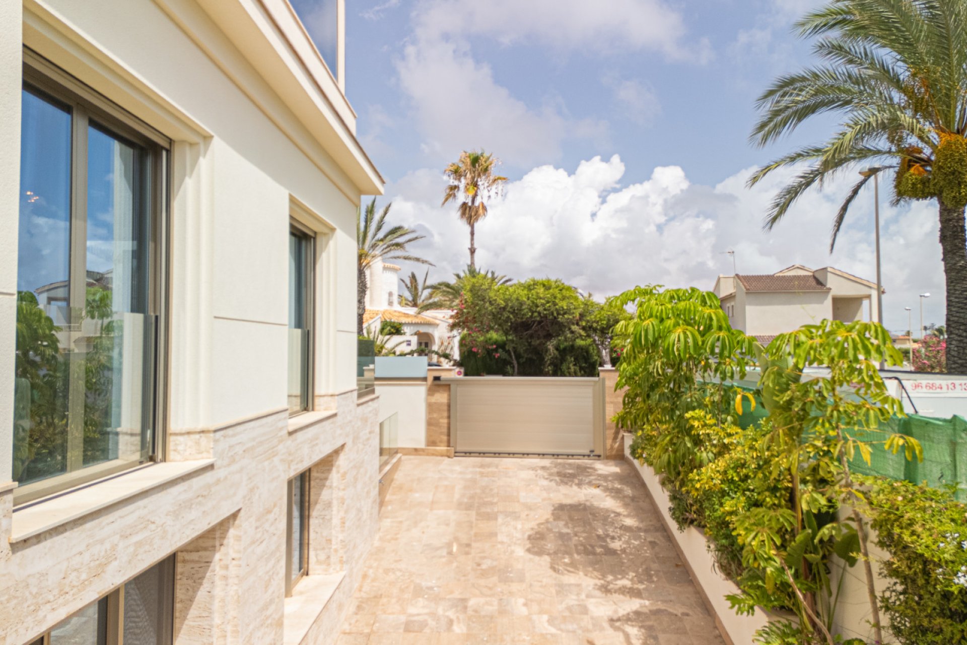 Reventa - Villa -
La Zenia