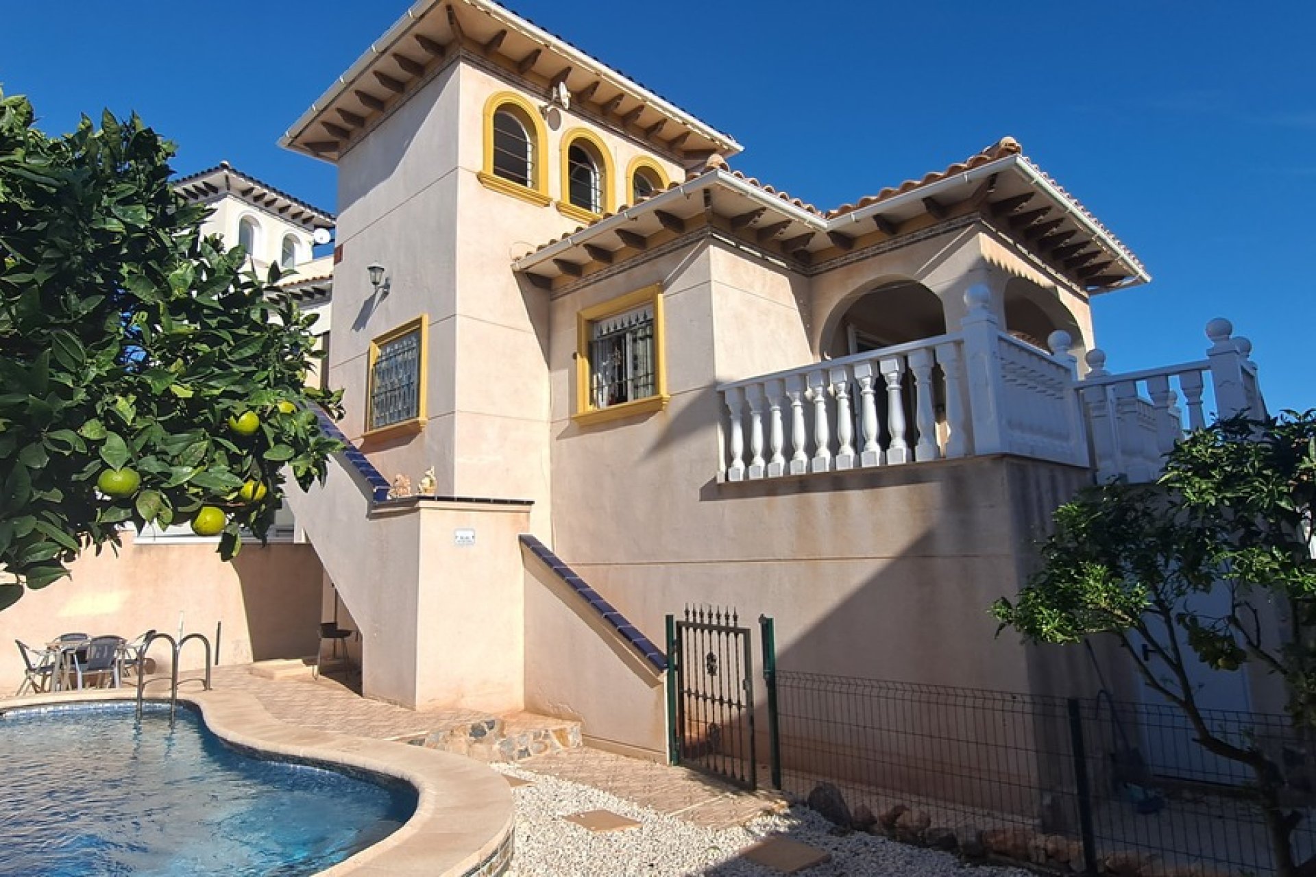 Reventa - Villa -
La Zenia