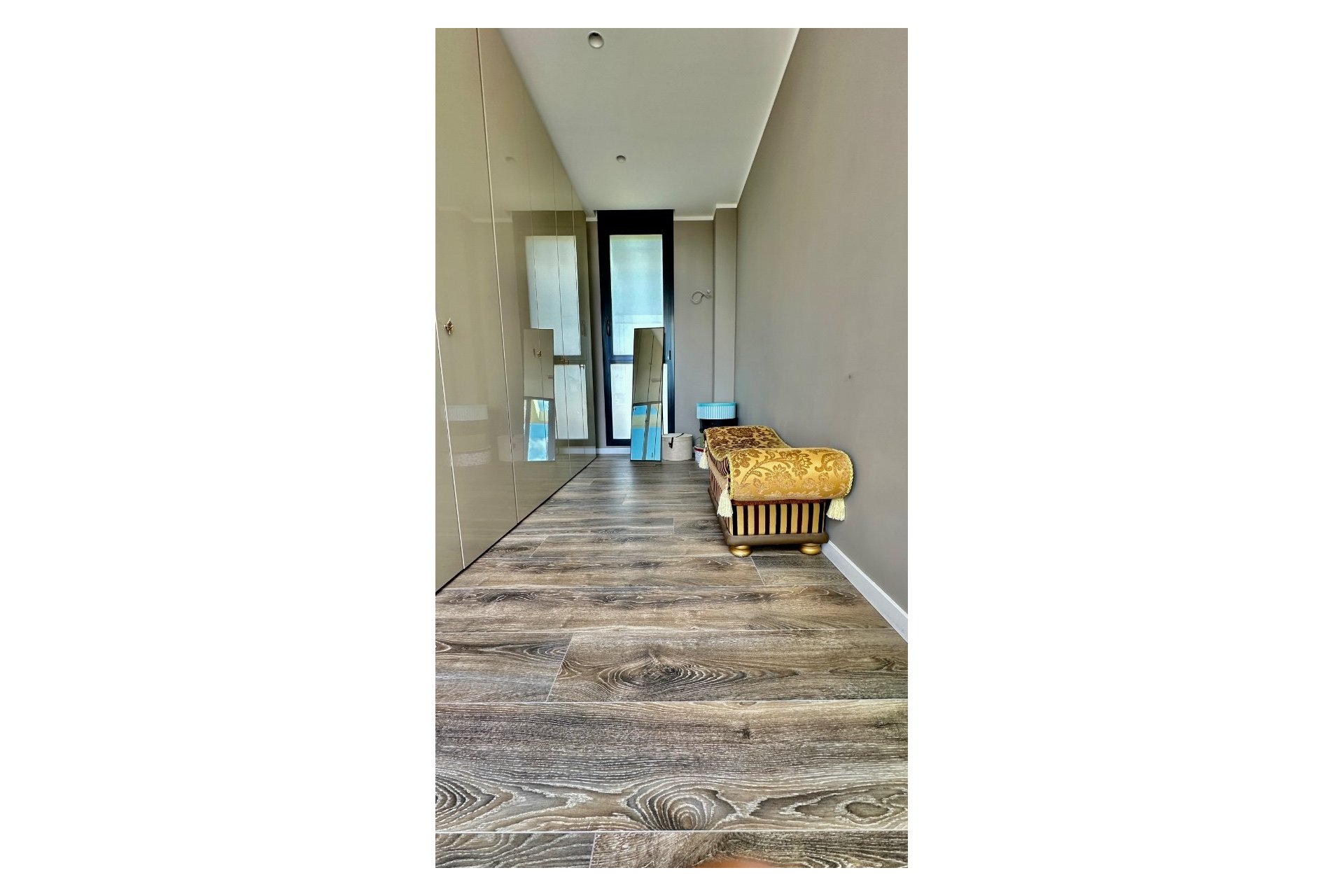 Reventa - Villa -
Las Colinas Golf