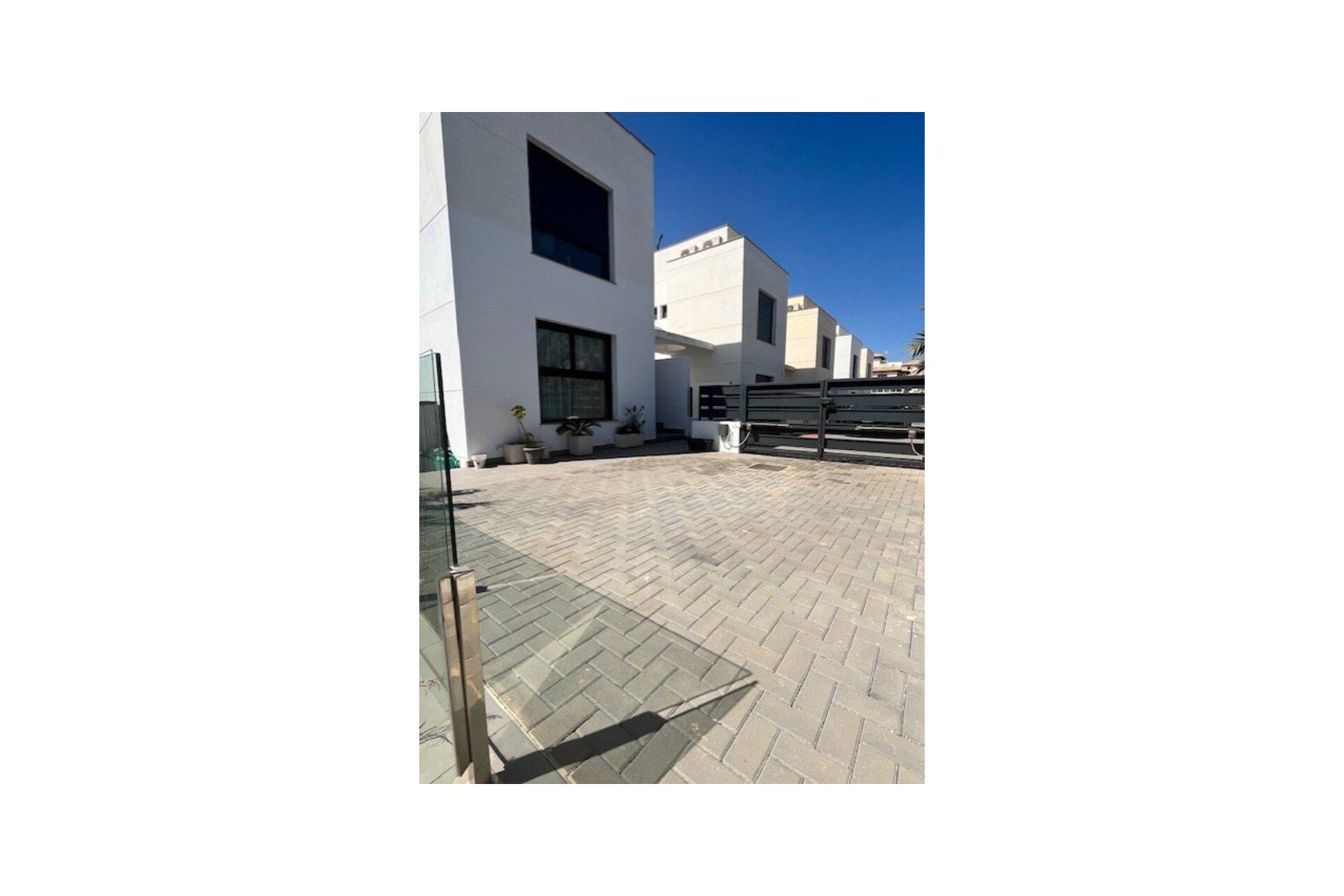 Reventa - Villa -
Lomas de Cabo Roig