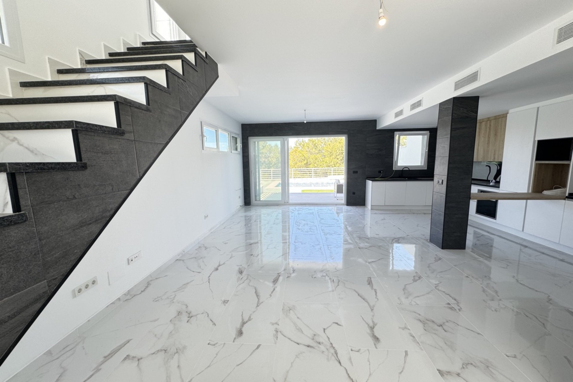 Reventa - Villa -
Los Balcones