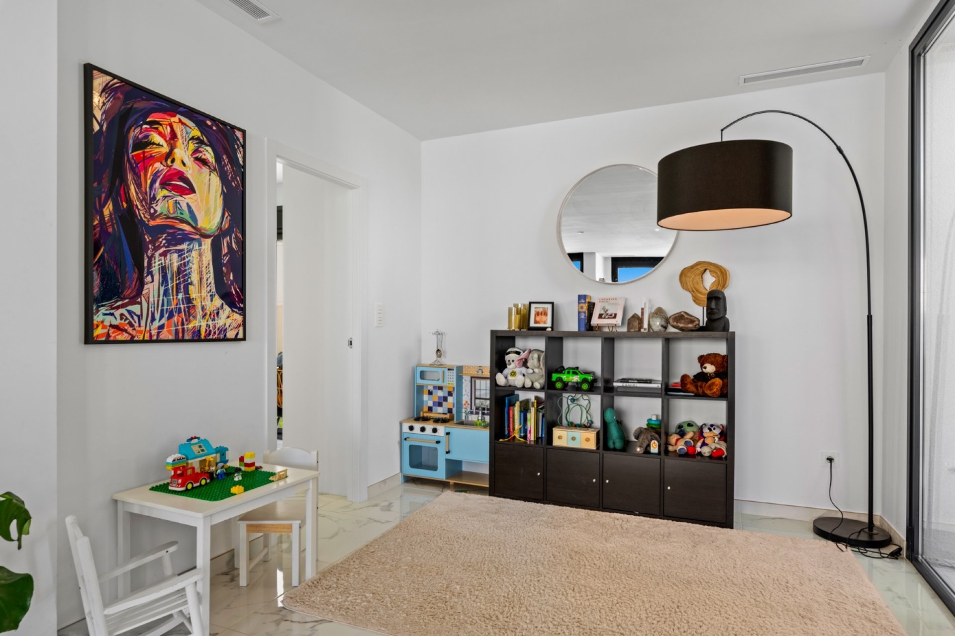 Reventa - Villa -
Los Montesinos - La Herada