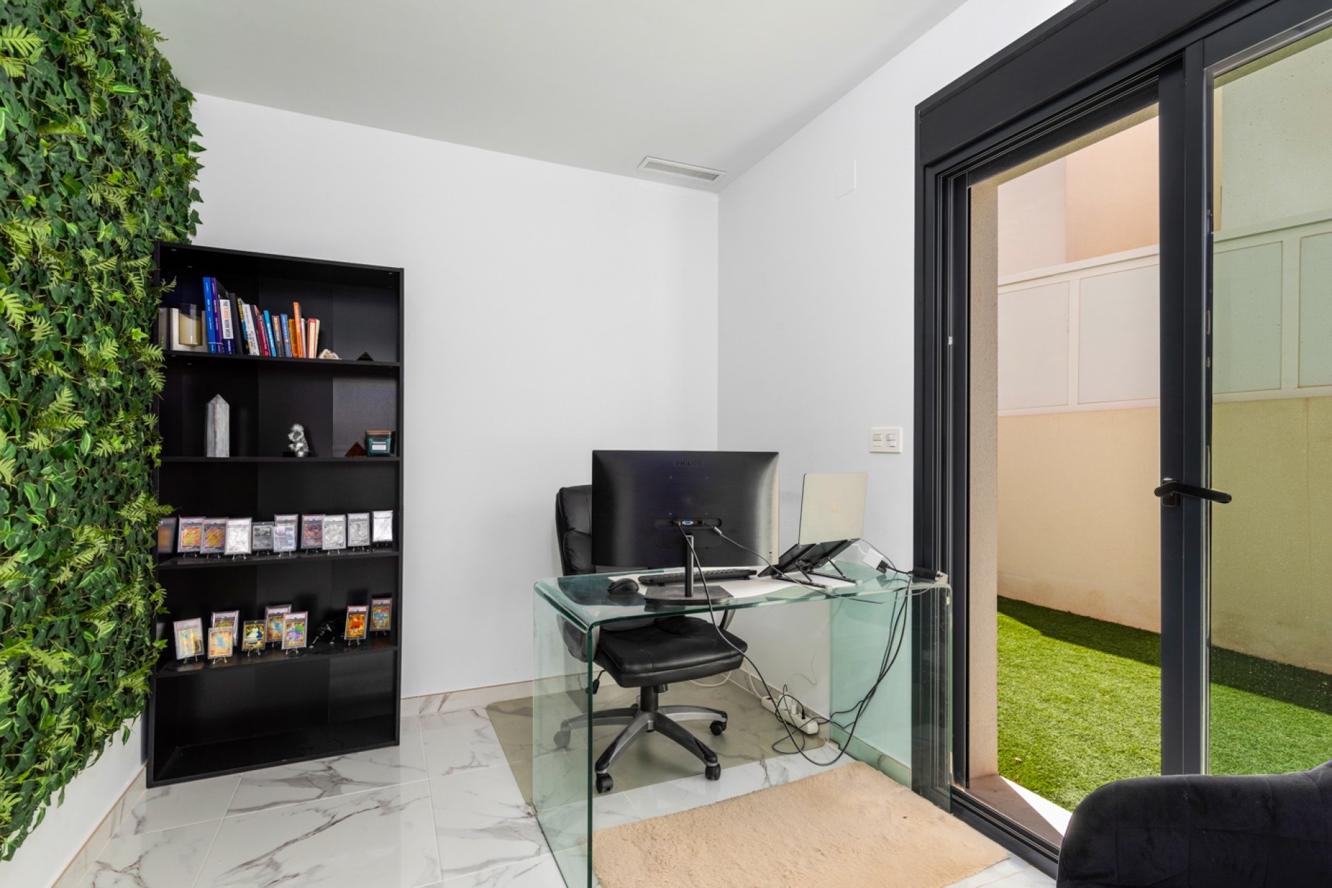 Reventa - Villa -
Los Montesinos - La Herada