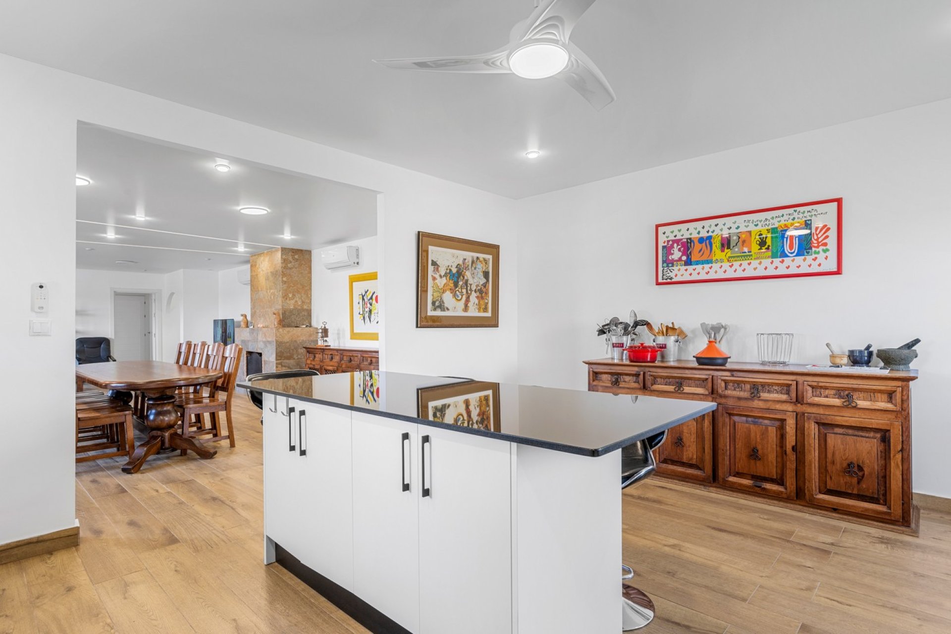 Reventa - Villa -
Los Montesinos