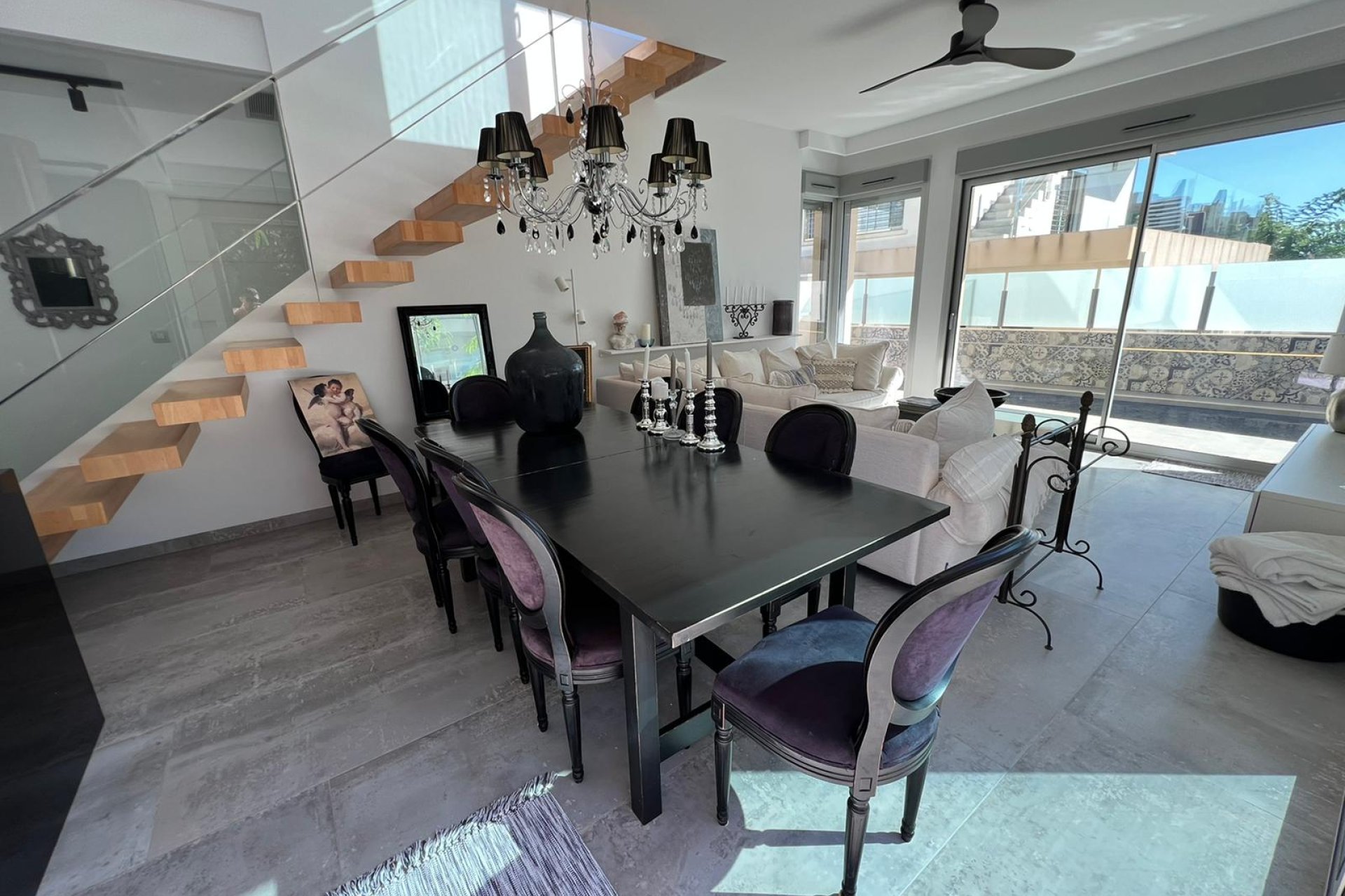 Reventa - Villa -
Mil Palmeras - Costa Blanca Sur