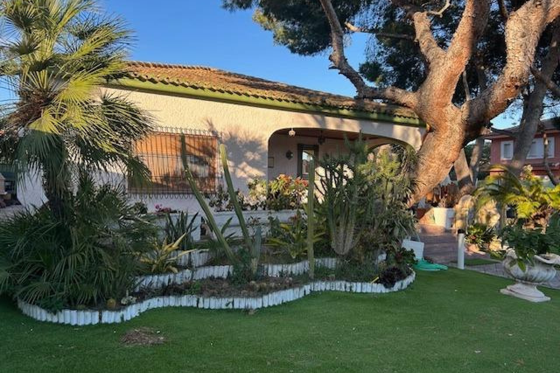 Reventa - Villa -
Orihuela Costa - Altos de Campoamor