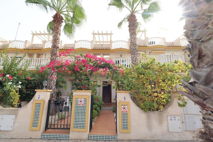 Reventa - Villa -
Orihuela Costa - Cabo Roig