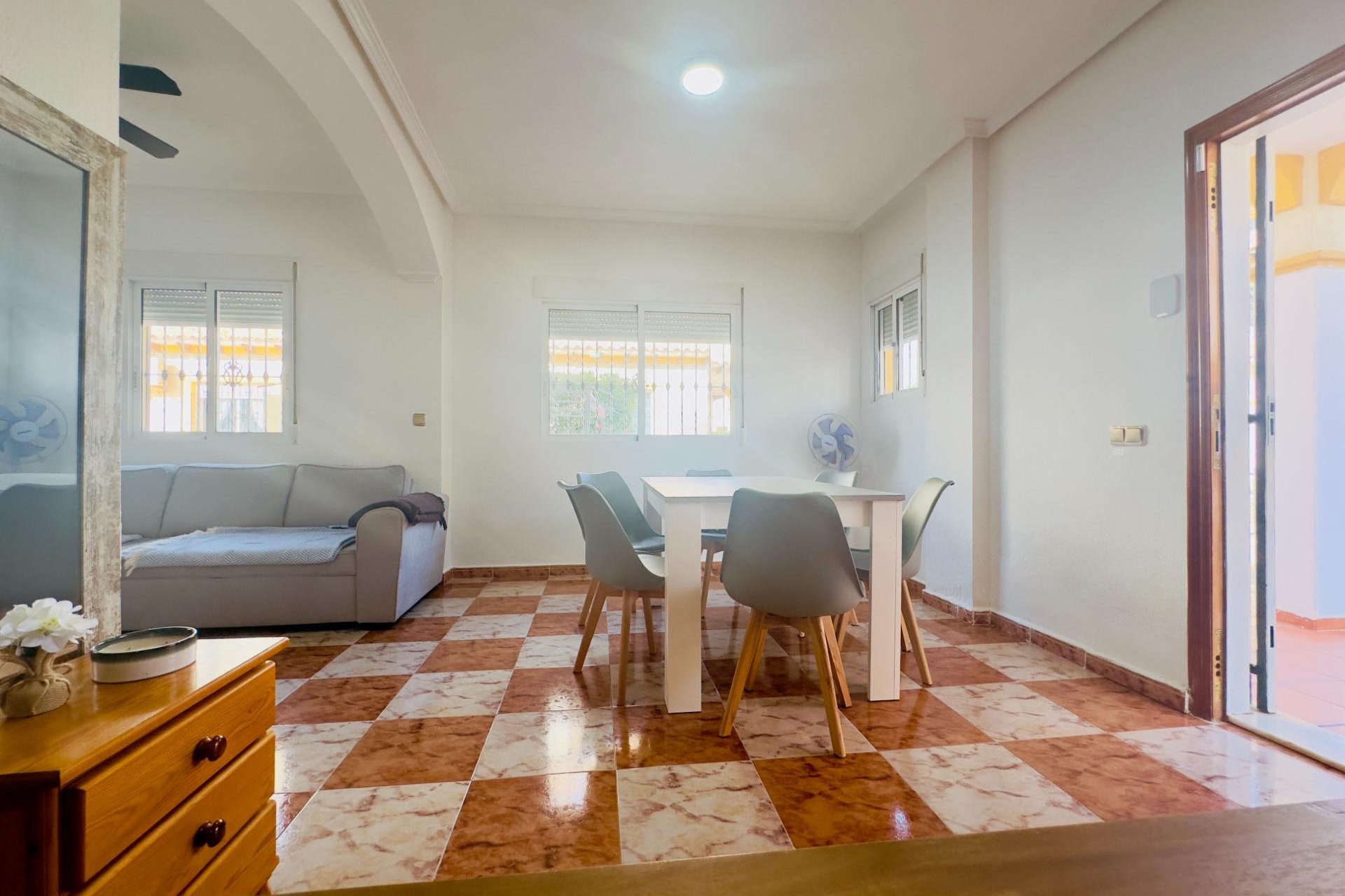 Reventa - Villa -
Orihuela Costa - Cabo Roig