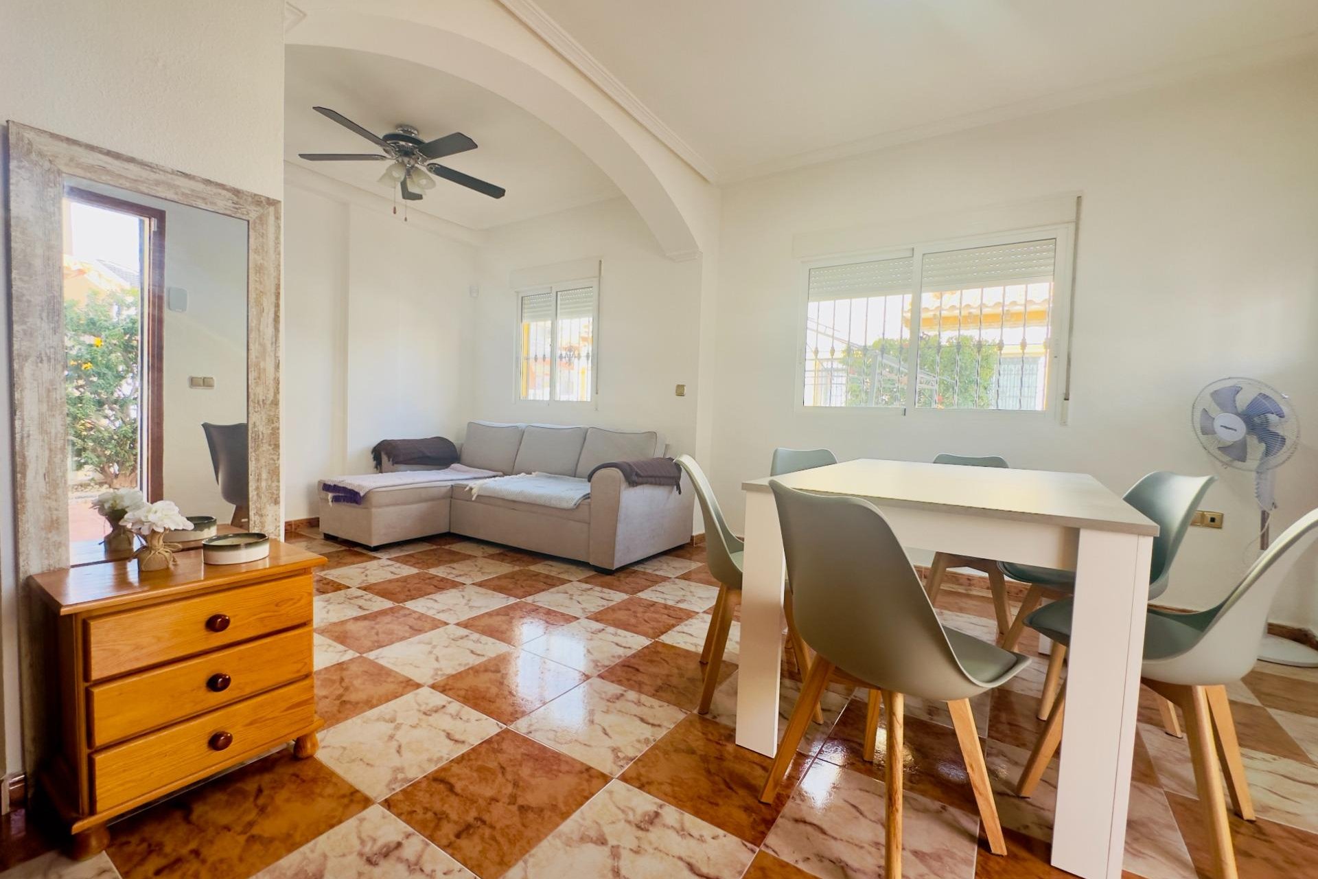 Reventa - Villa -
Orihuela Costa - Cabo Roig