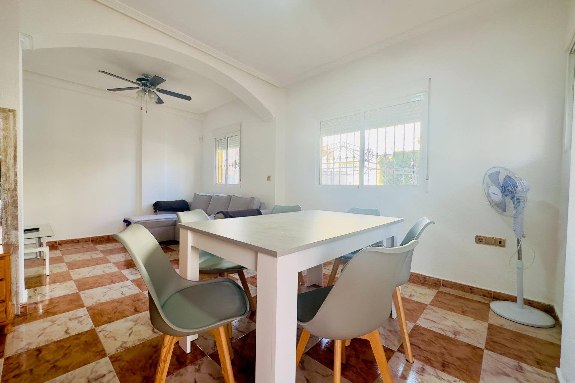 Reventa - Villa -
Orihuela Costa - Cabo Roig